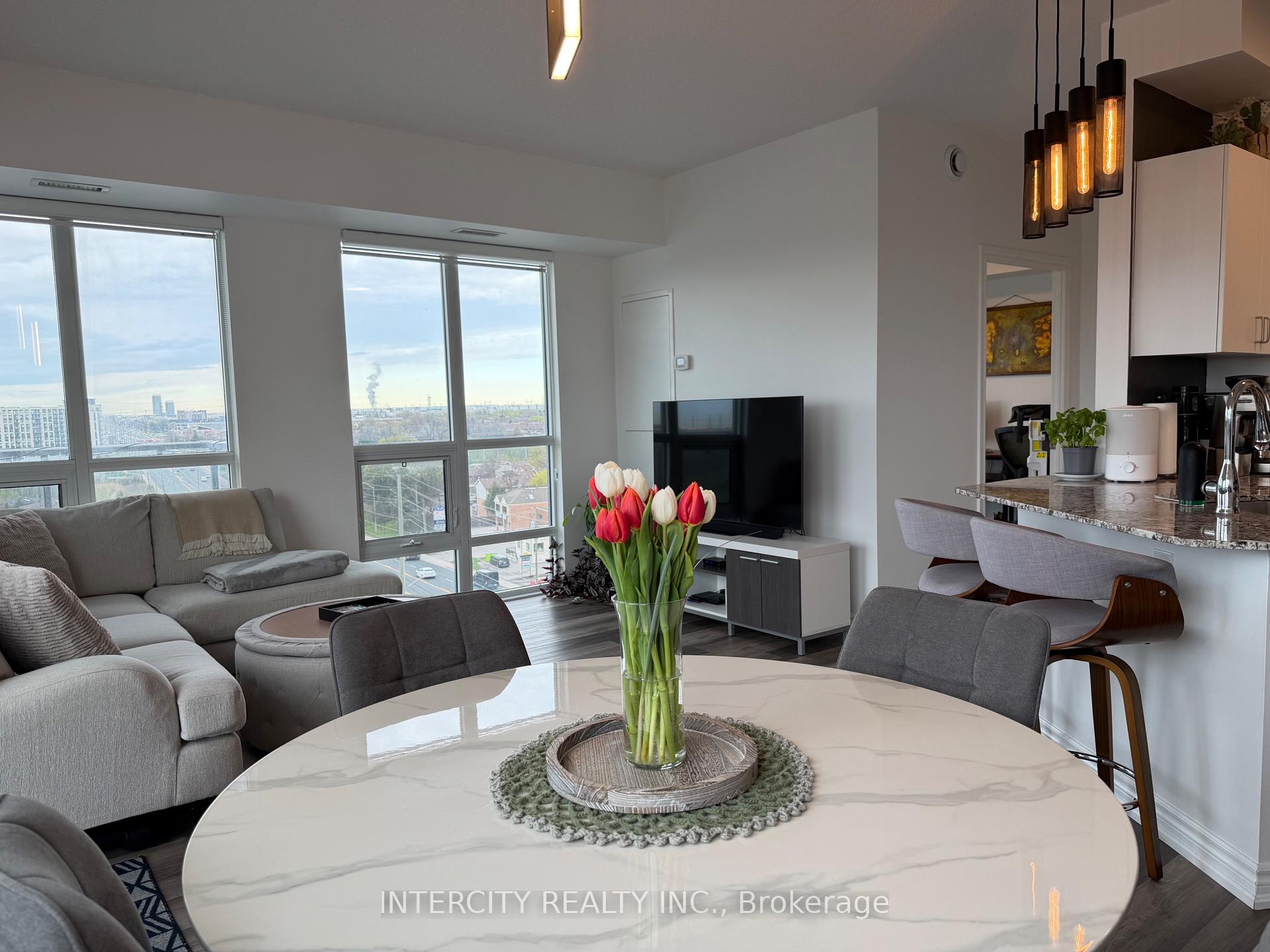 Photo 13 of Unit 802, 7730 Kipling Avenue, Vaughan, Vaughan Grove — HOMEH