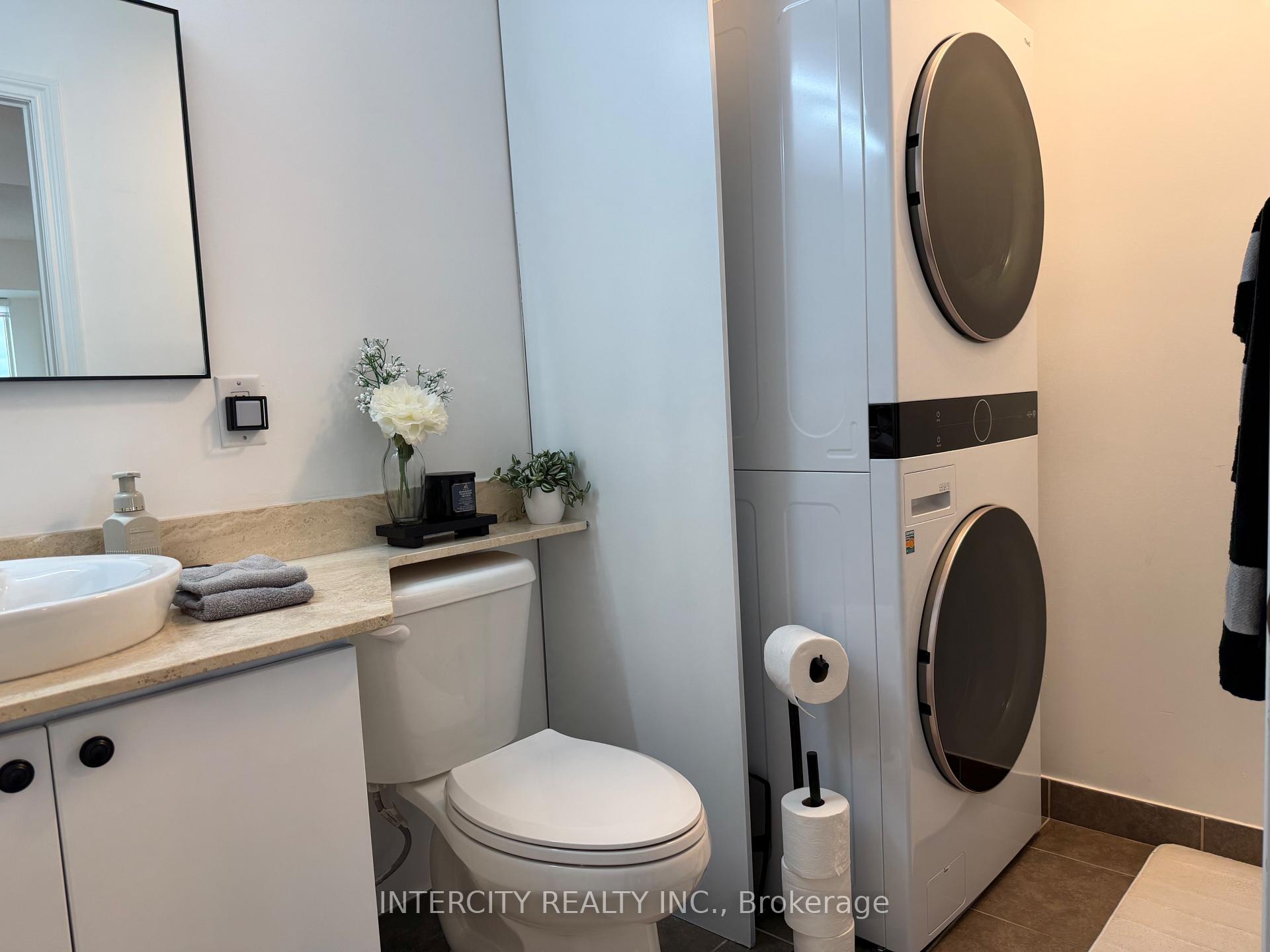 Photo 16 of Unit 802, 7730 Kipling Avenue, Vaughan, Vaughan Grove — HOMEH