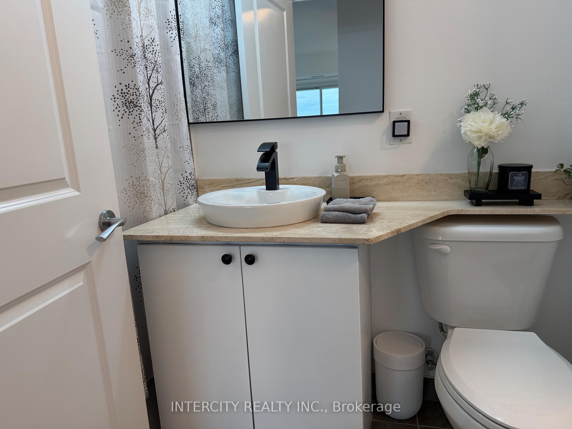 Photo 17 of Unit 802, 7730 Kipling Avenue, Vaughan, Vaughan Grove — HOMEH
