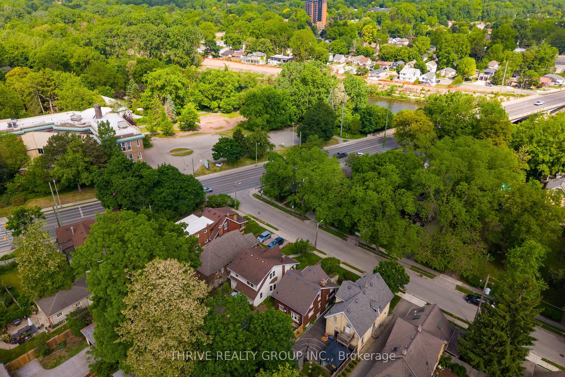Photo 8 of 39 The Ridgeway Ridge, London, South F — HOMEH