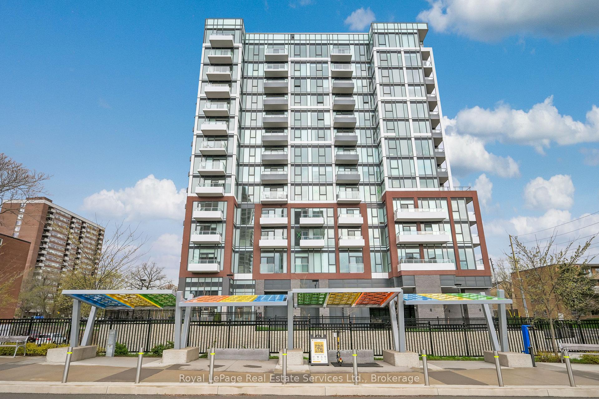 Photo of Unit 711, 2088 James Street