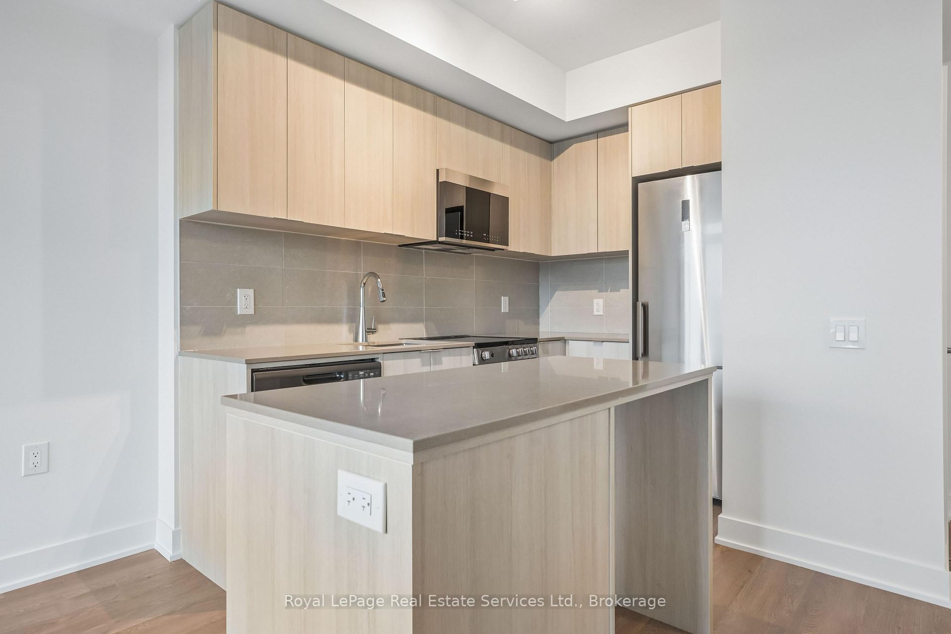 Photo 14 of Unit 711, 2088 James Street, Burlington, Brant — HOMEH