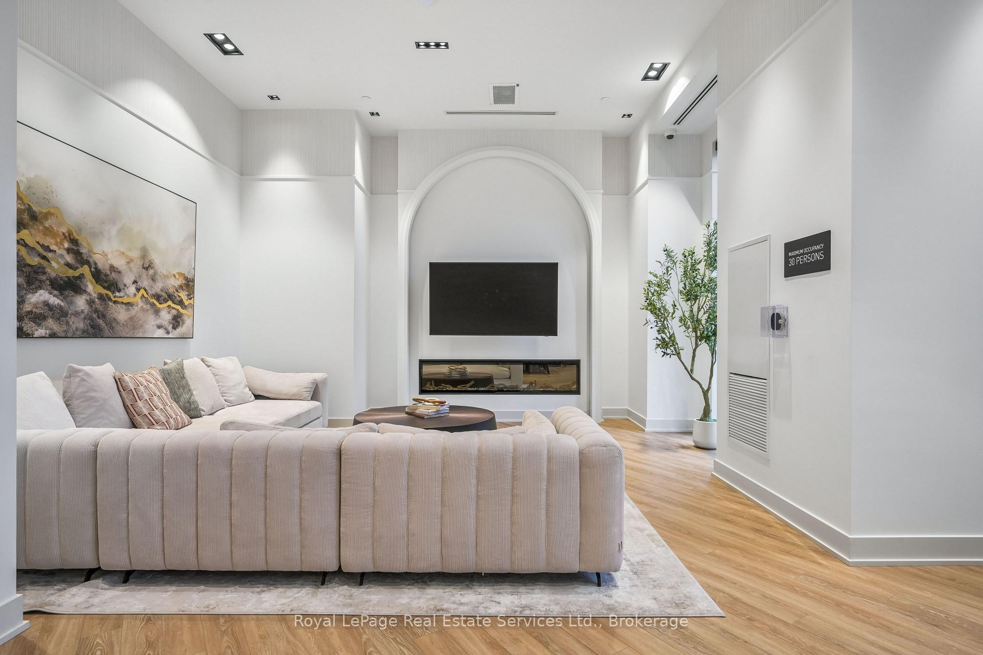 Photo 33 of Unit 711, 2088 James Street, Burlington, Brant — HOMEH