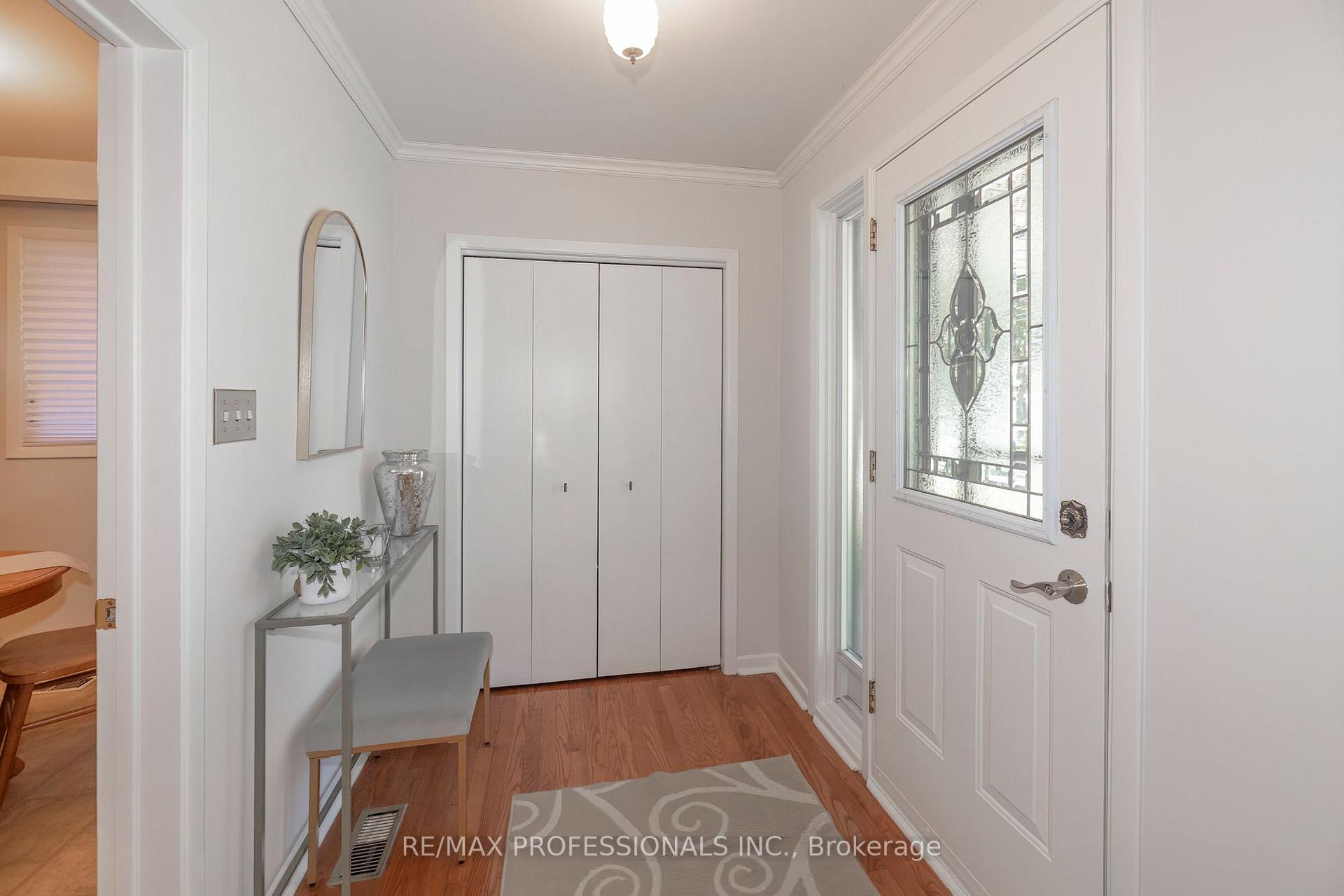 Photo 9 of 97 Freemont Avenue, Etobicoke, Humber Heights — HOMEH