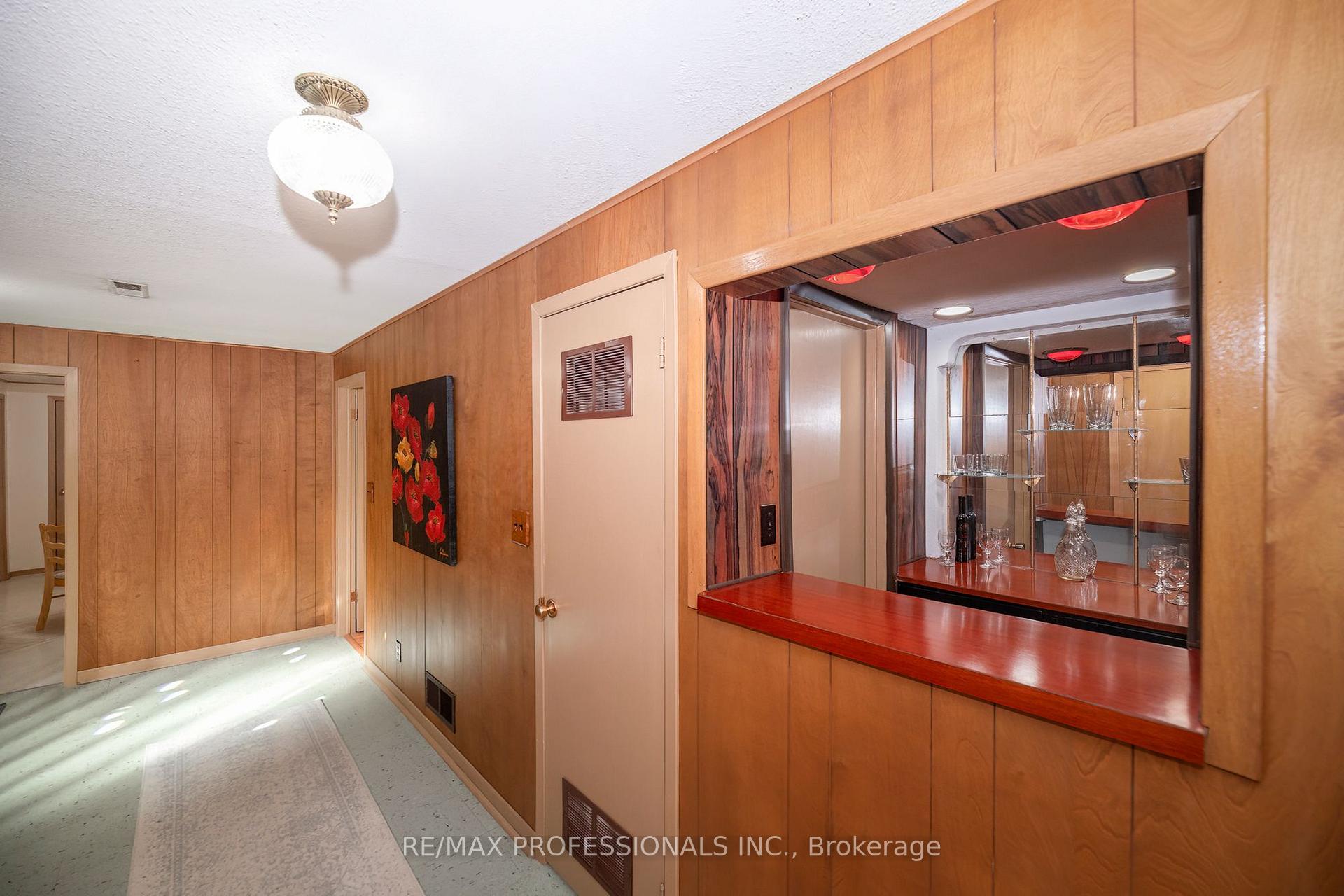 Photo 31 of 97 Freemont Avenue, Etobicoke, Humber Heights — HOMEH