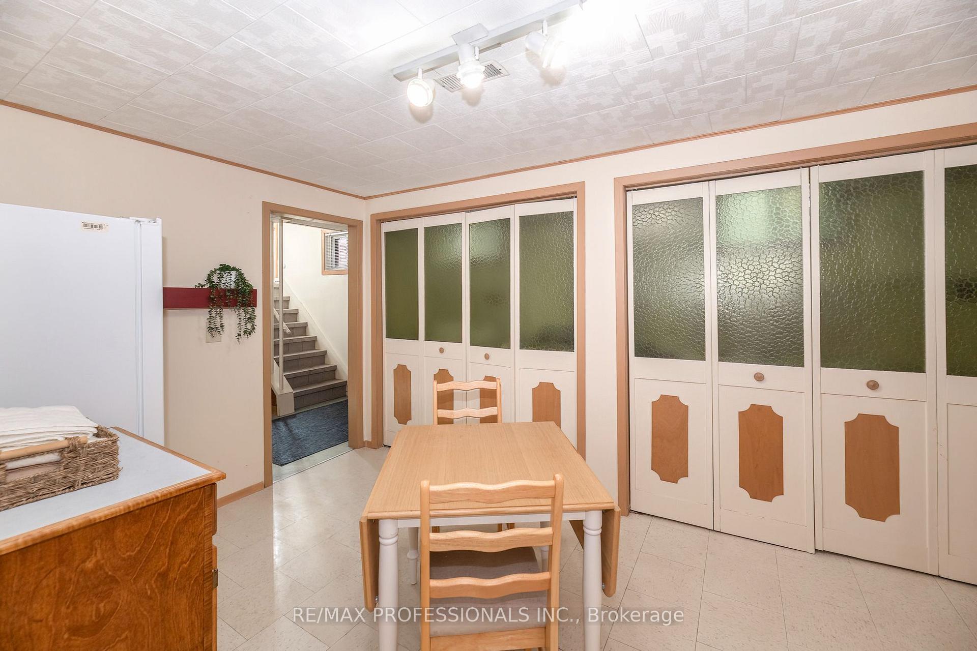 Photo 49 of 97 Freemont Avenue, Etobicoke, Humber Heights — HOMEH