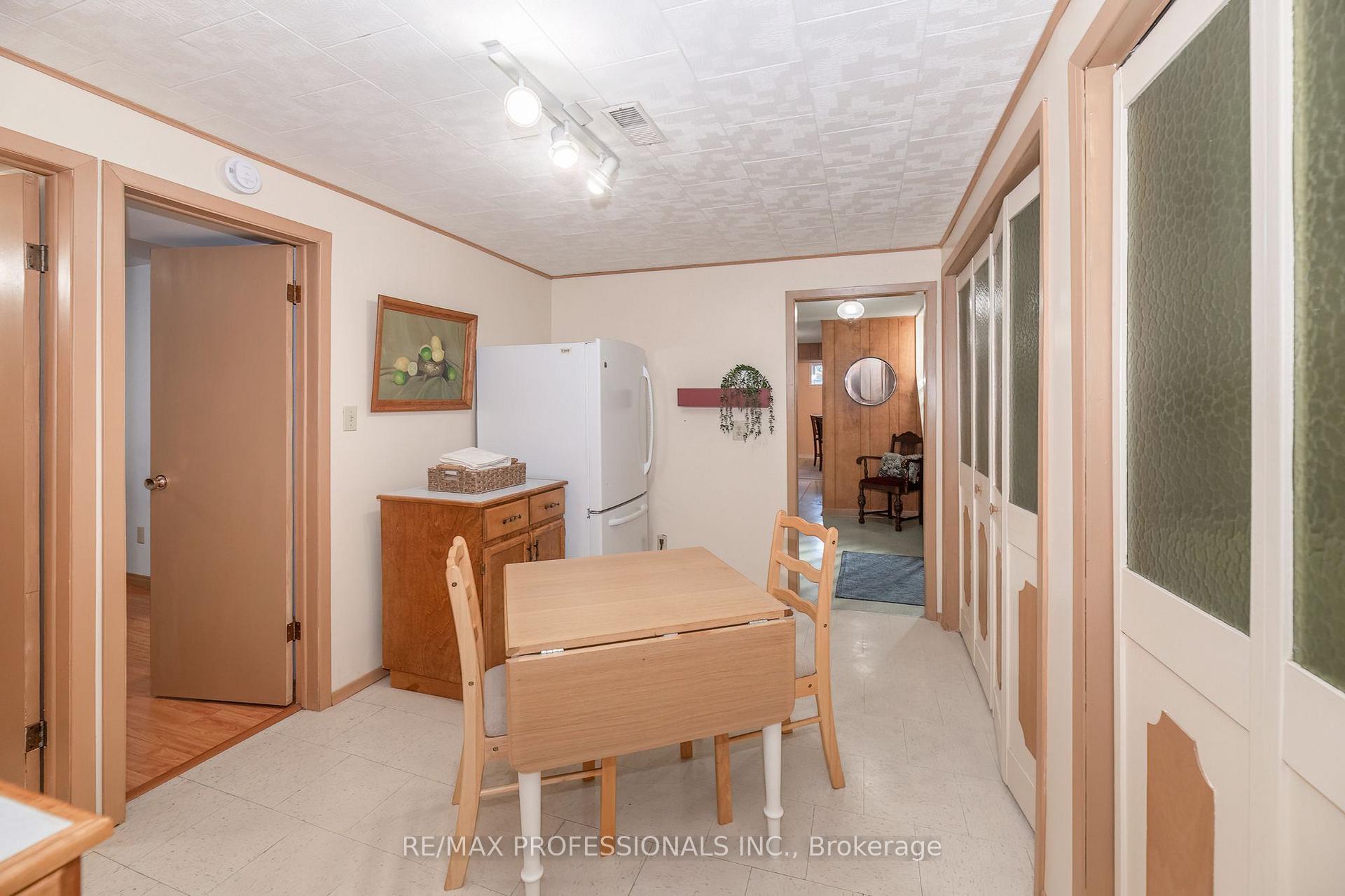 Photo 50 of 97 Freemont Avenue, Etobicoke, Humber Heights — HOMEH