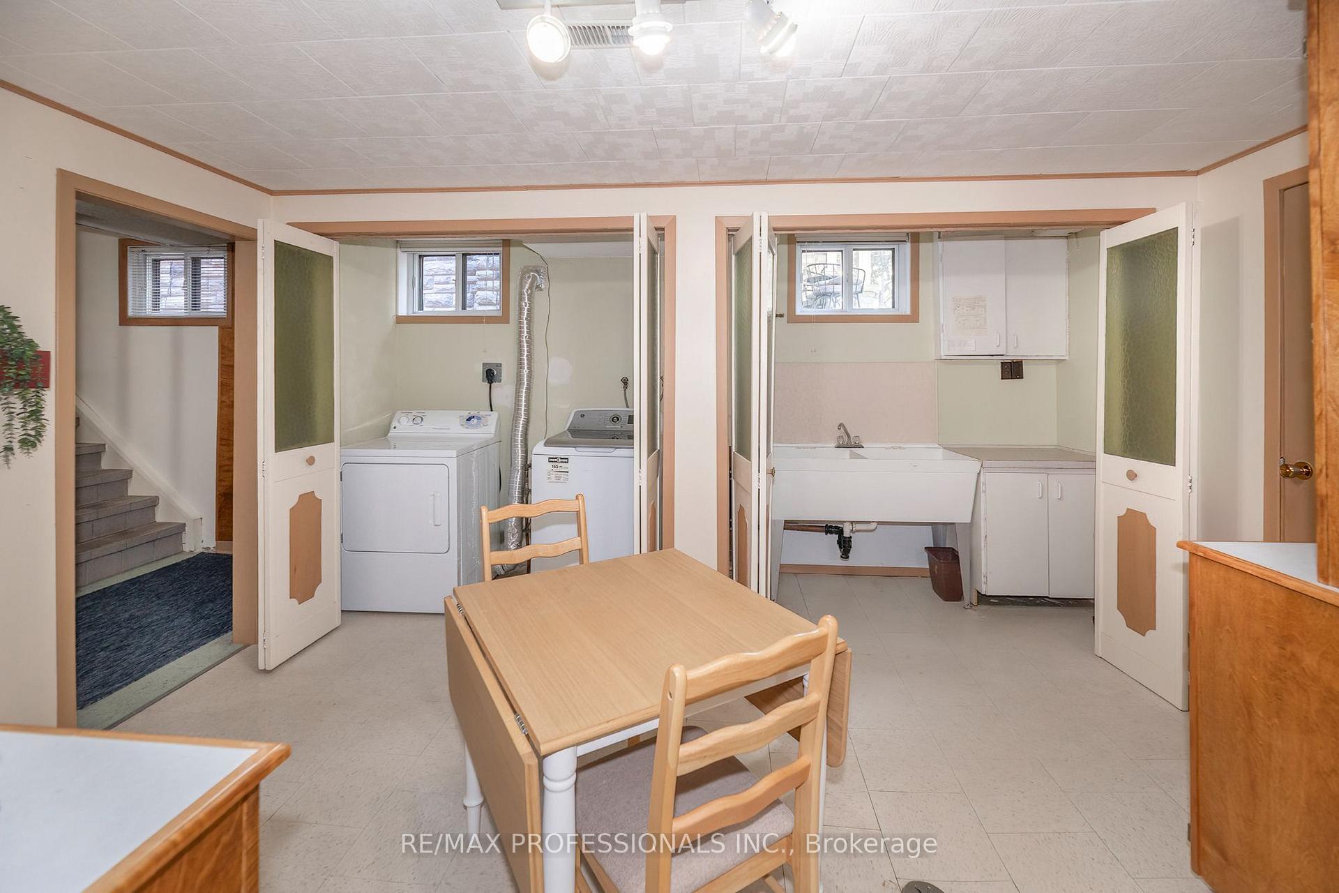 Photo 51 of 97 Freemont Avenue, Etobicoke, Humber Heights — HOMEH