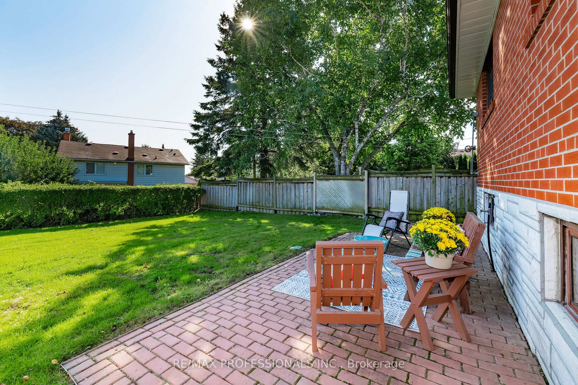 Photo 53 of 97 Freemont Avenue, Etobicoke, Humber Heights — HOMEH