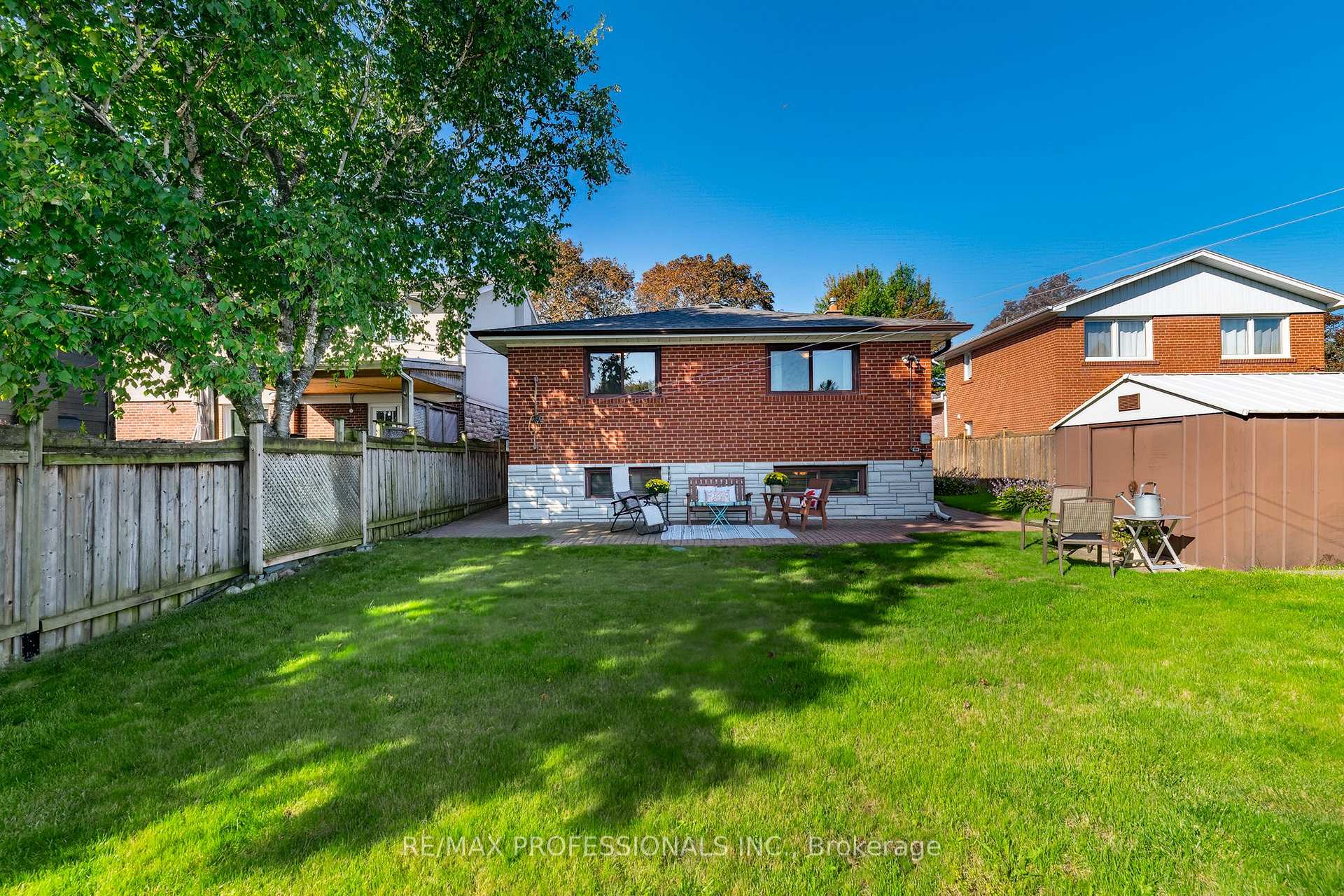 Photo 60 of 97 Freemont Avenue, Etobicoke, Humber Heights — HOMEH