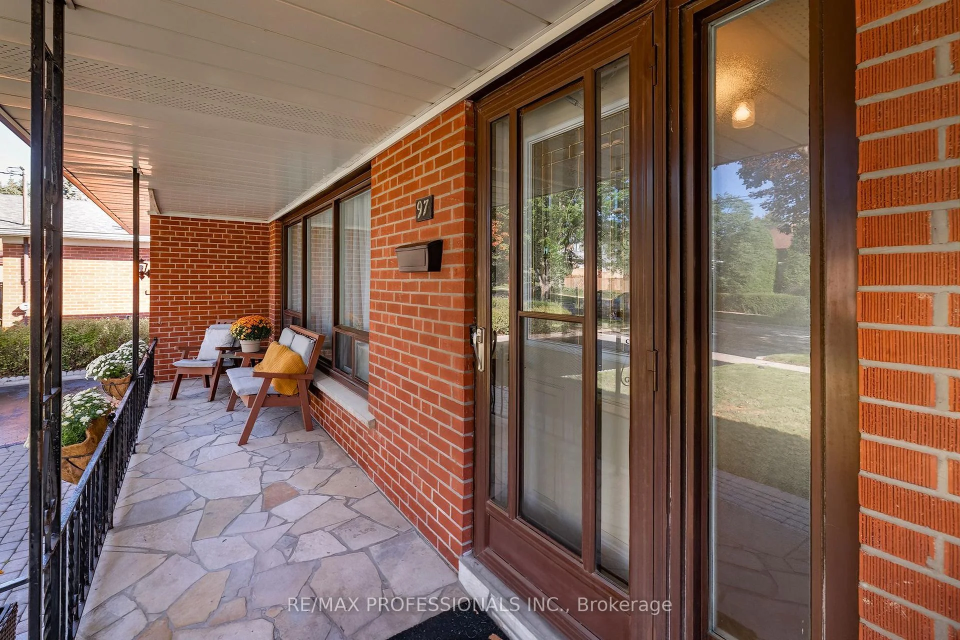 Photo 7 of 97 Freemont Avenue, Etobicoke, Humber Heights — HOMEH