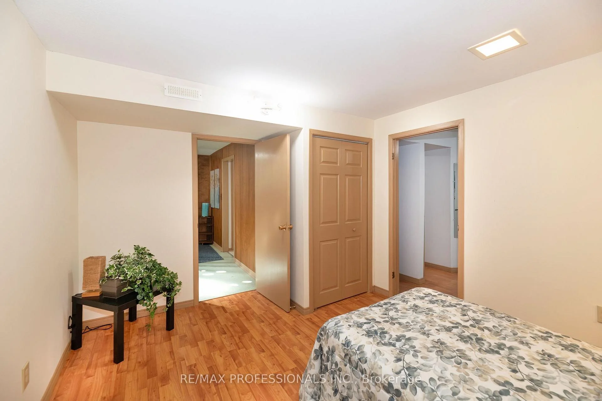 Photo 43 of 97 Freemont Avenue, Etobicoke, Humber Heights — HOMEH