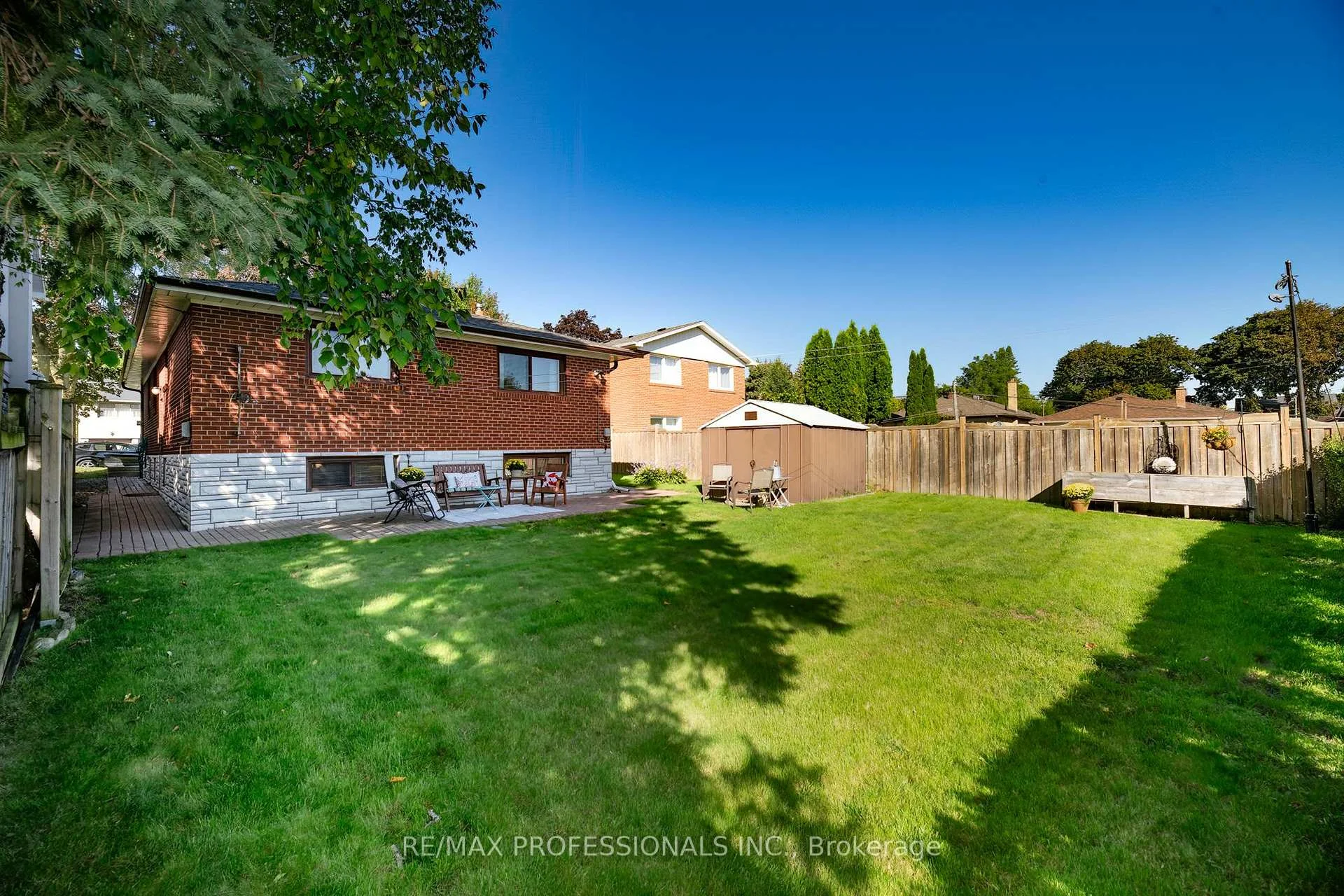 Photo 55 of 97 Freemont Avenue, Etobicoke, Humber Heights — HOMEH