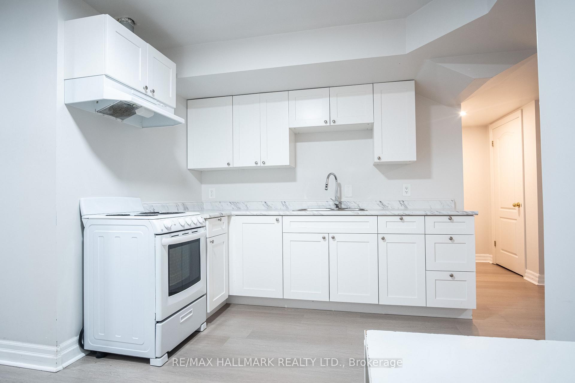 Photo 2 of Unit Basement, 116 Regina Avenue, Toronto, Englemount-Lawrence — HOMEH