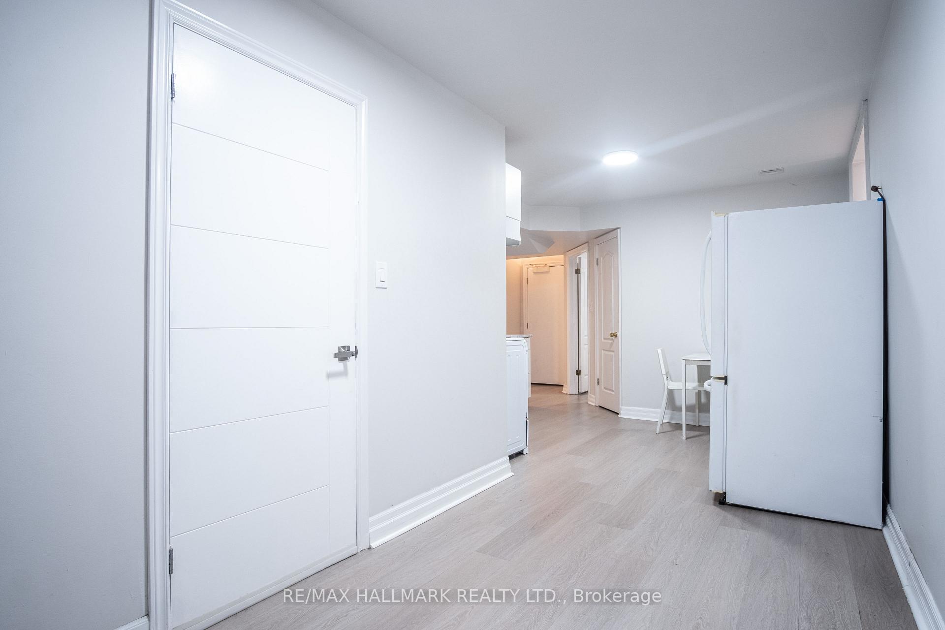 Photo 3 of Unit Basement, 116 Regina Avenue, Toronto, Englemount-Lawrence — HOMEH