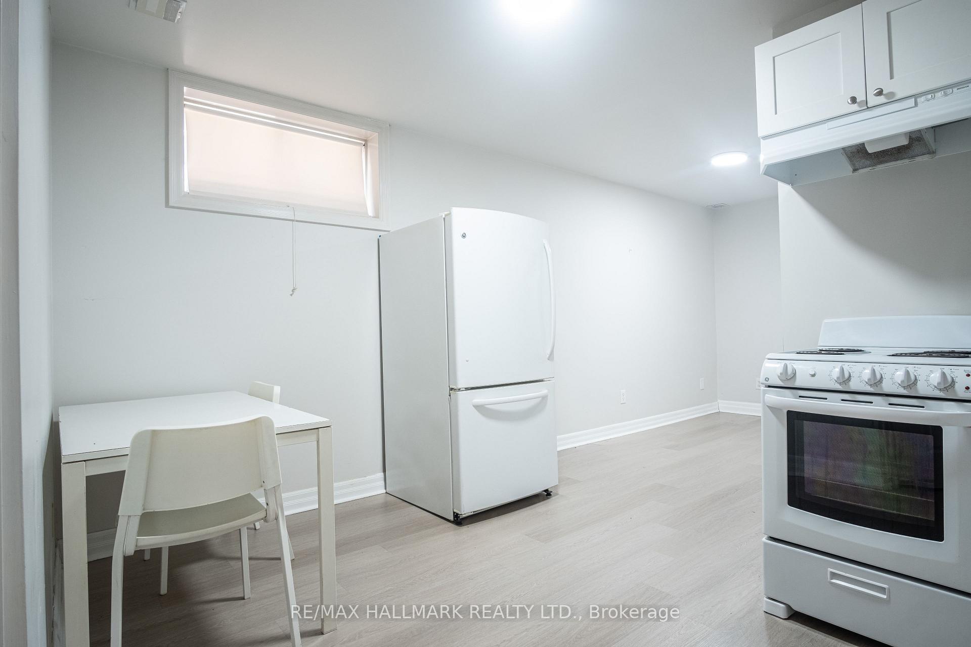 Photo 8 of Unit Basement, 116 Regina Avenue, Toronto, Englemount-Lawrence — HOMEH