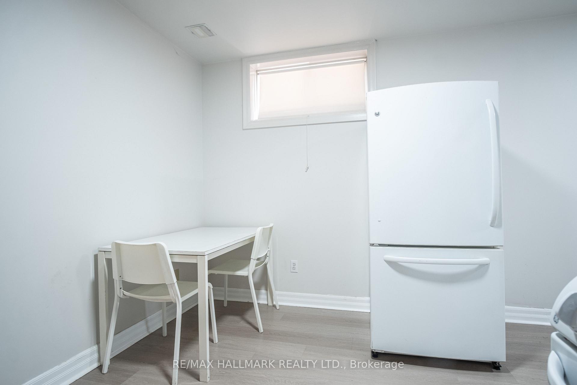 Photo 9 of Unit Basement, 116 Regina Avenue, Toronto, Englemount-Lawrence — HOMEH