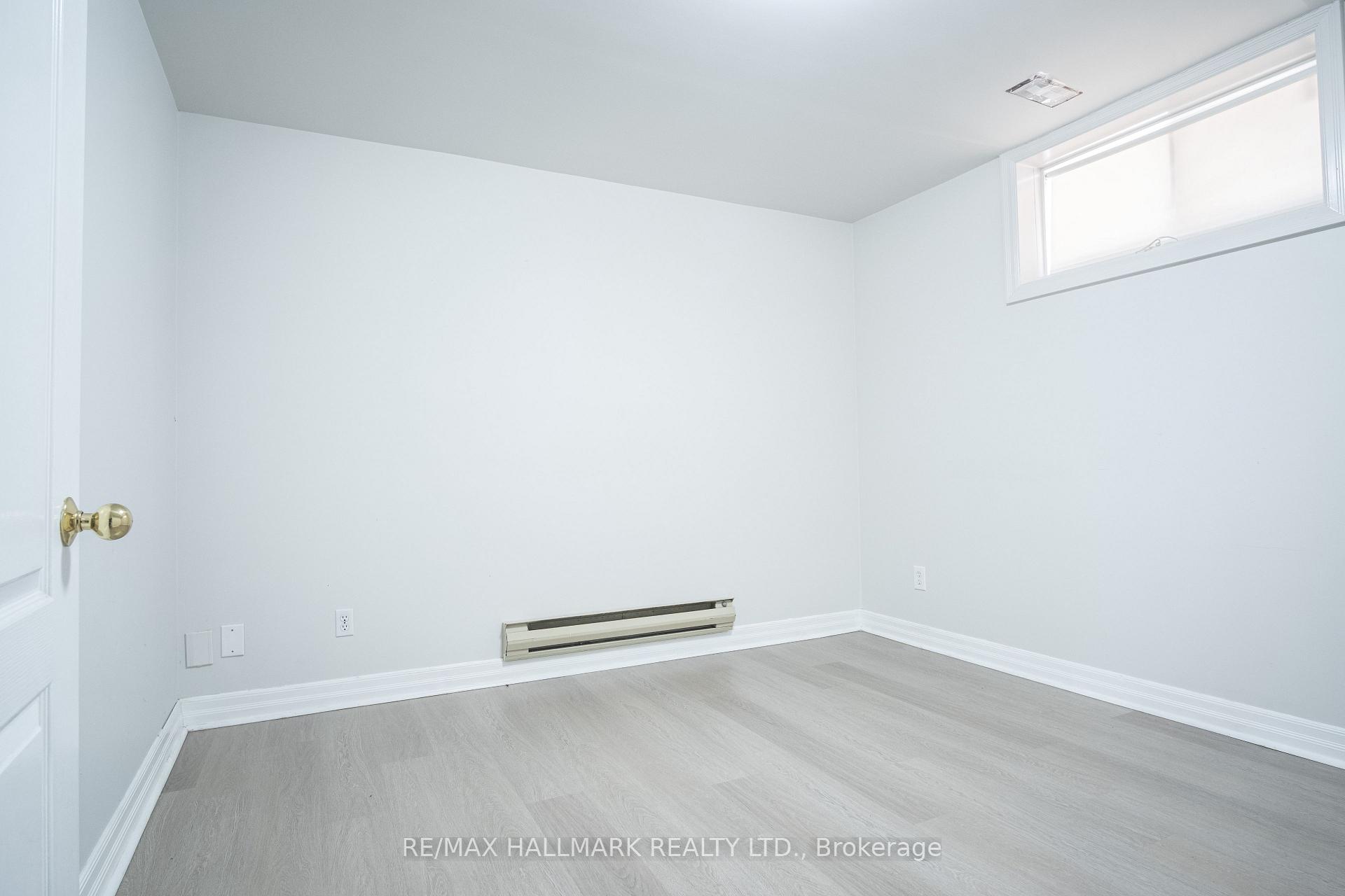 Photo 14 of Unit Basement, 116 Regina Avenue, Toronto, Englemount-Lawrence — HOMEH