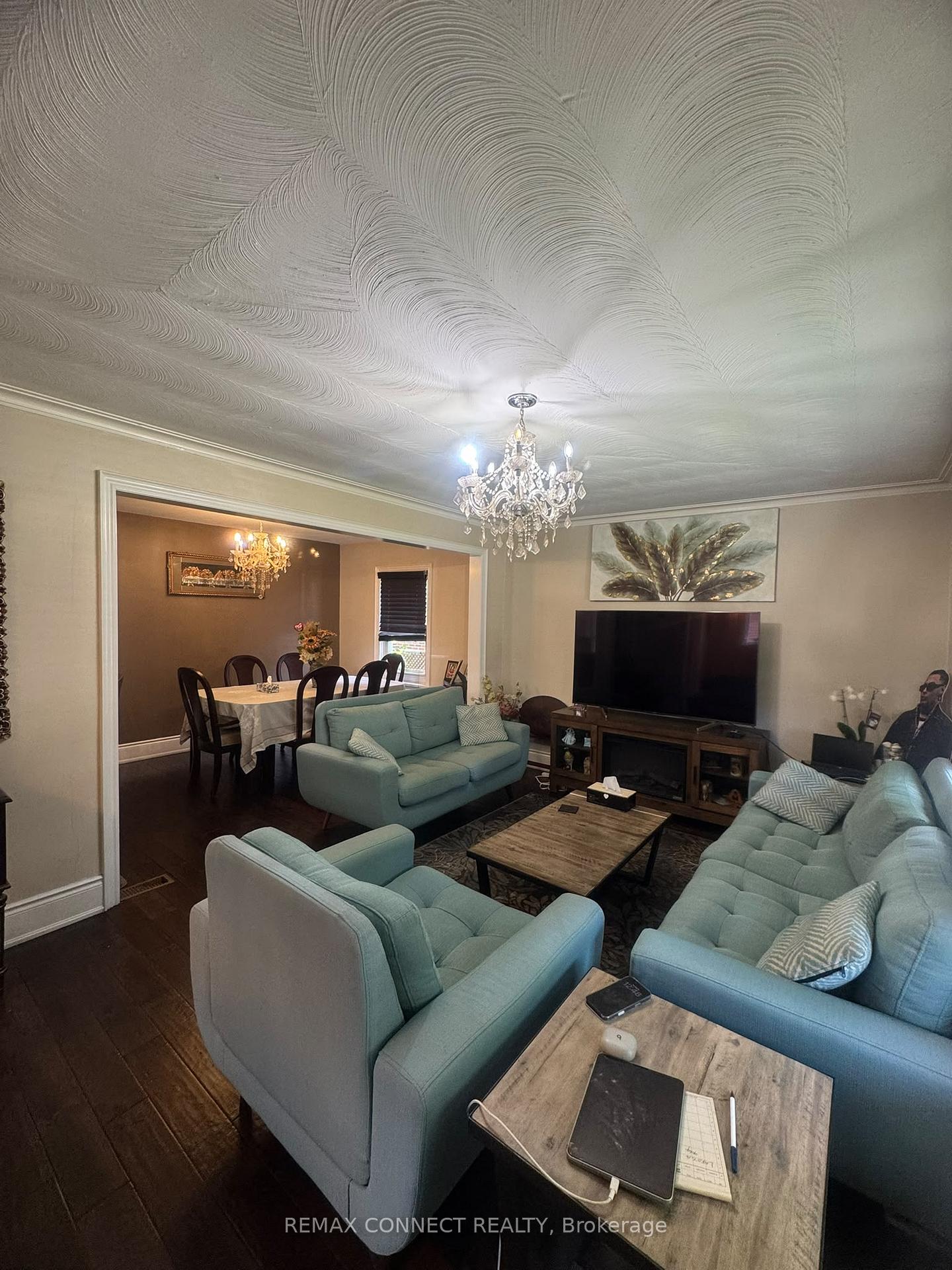 Photo 7 of 189 Tower Drive, Scarborough, Wexford-Maryvale — HOMEH
