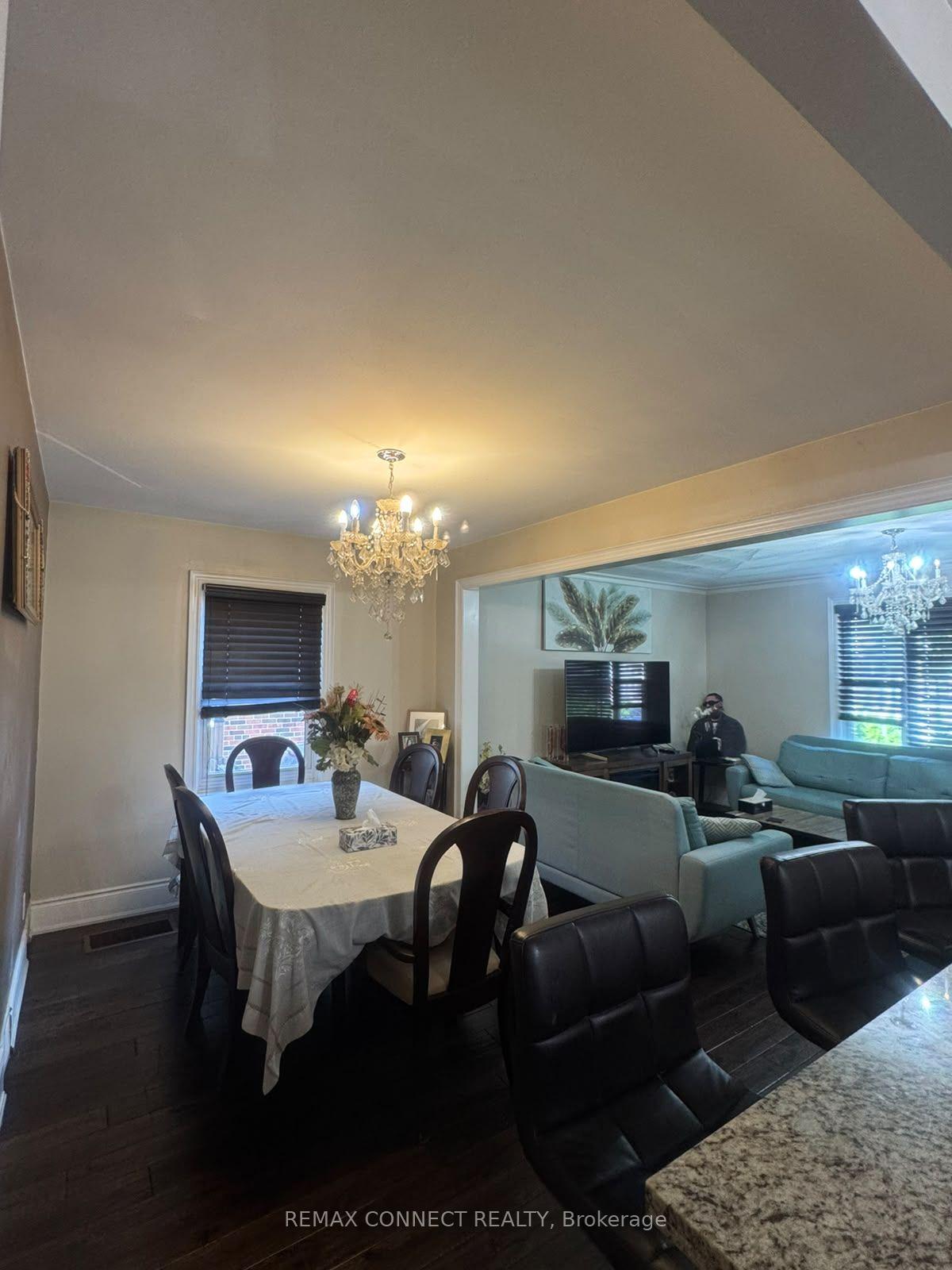 Photo 8 of 189 Tower Drive, Scarborough, Wexford-Maryvale — HOMEH