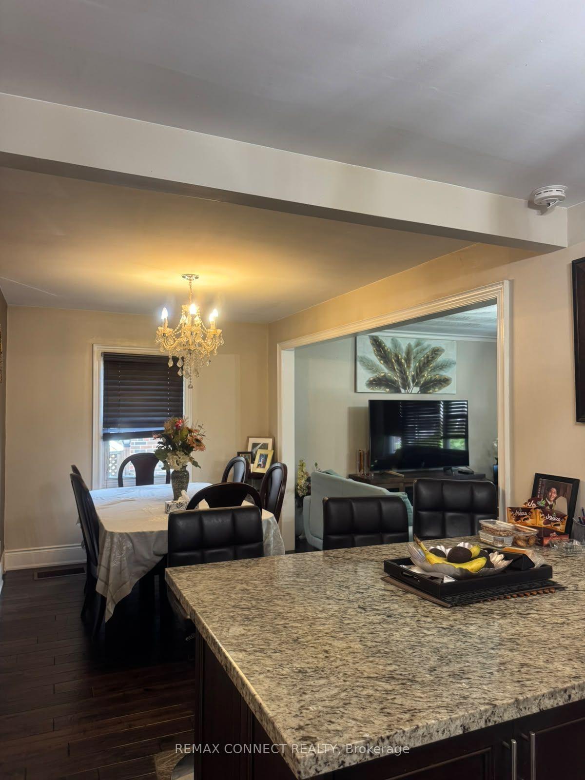 Photo 9 of 189 Tower Drive, Scarborough, Wexford-Maryvale — HOMEH