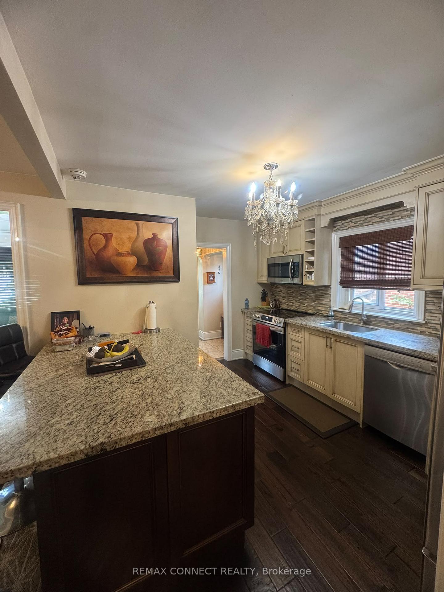 Photo 11 of 189 Tower Drive, Scarborough, Wexford-Maryvale — HOMEH