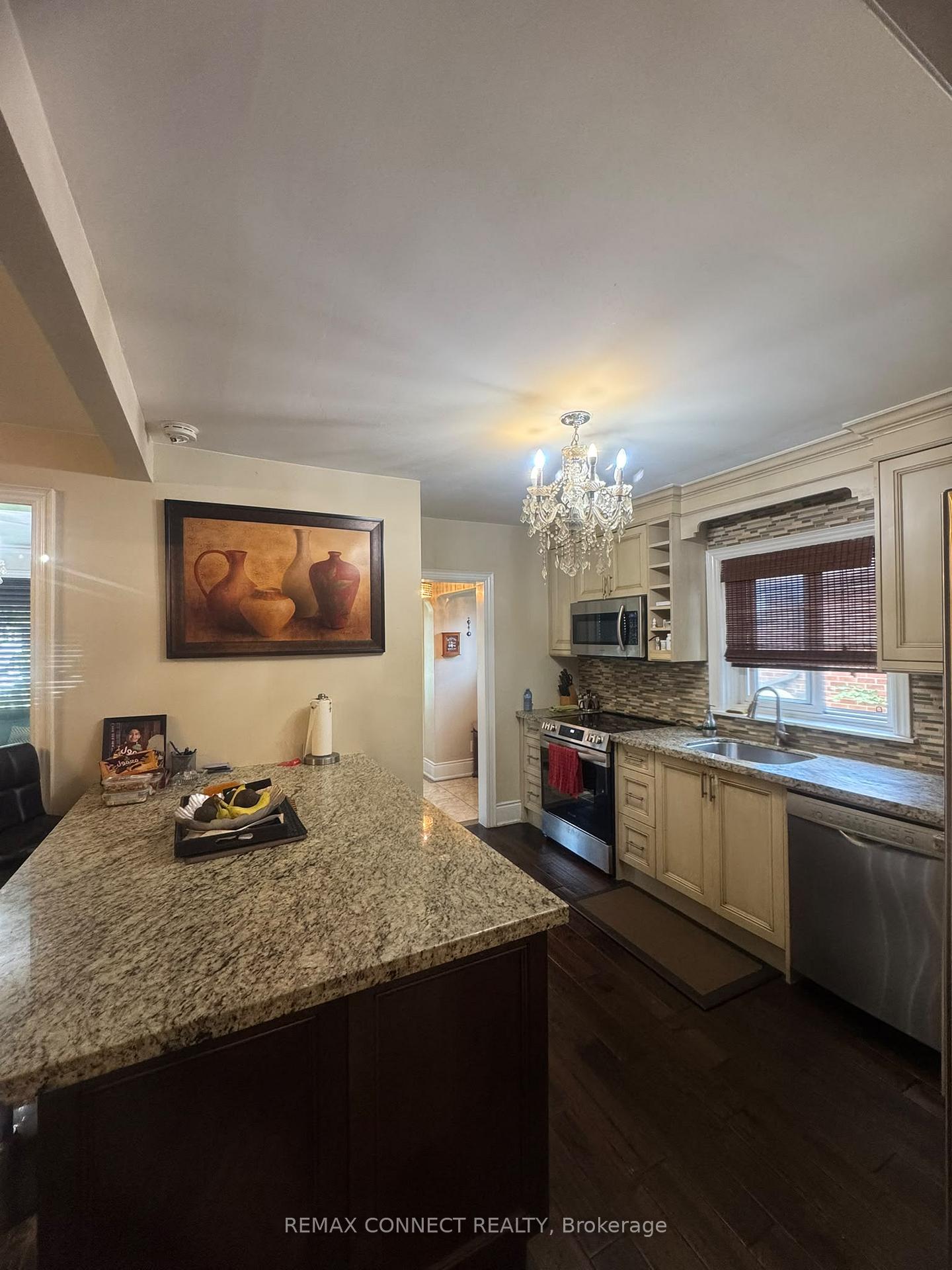 Photo 12 of 189 Tower Drive, Scarborough, Wexford-Maryvale — HOMEH
