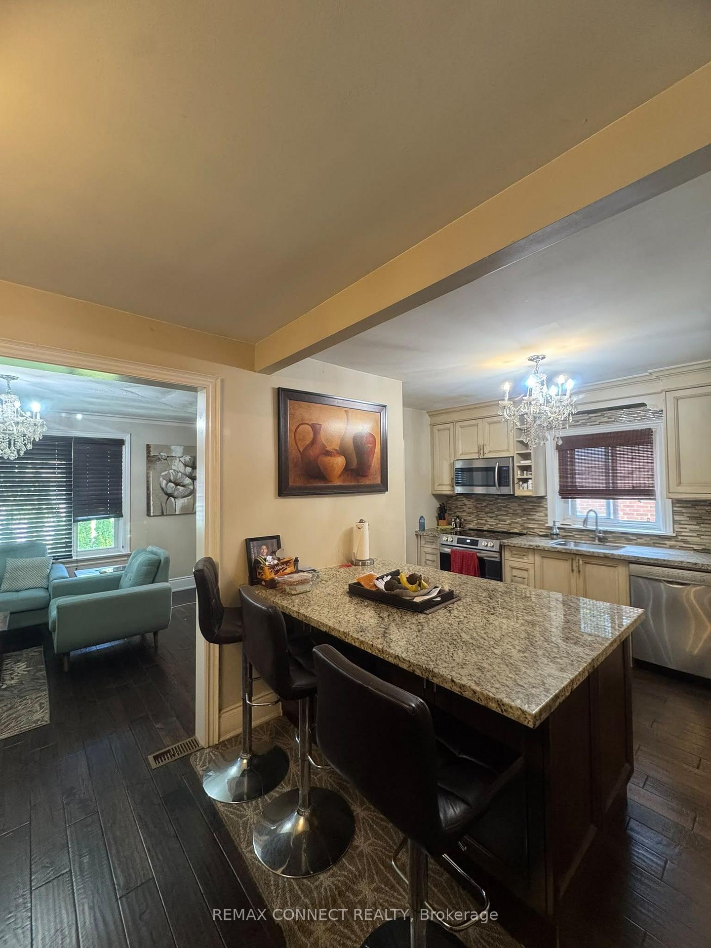 Photo 13 of 189 Tower Drive, Scarborough, Wexford-Maryvale — HOMEH