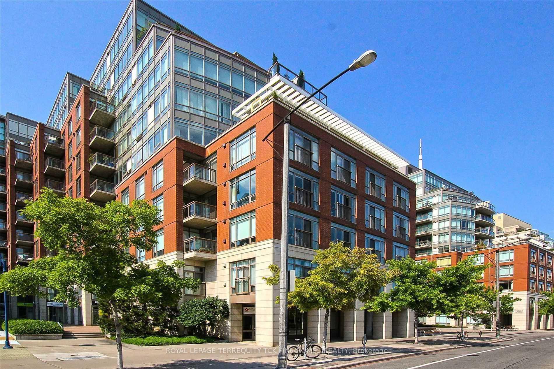 Photo of Unit 1016, 500 Queens Quay W