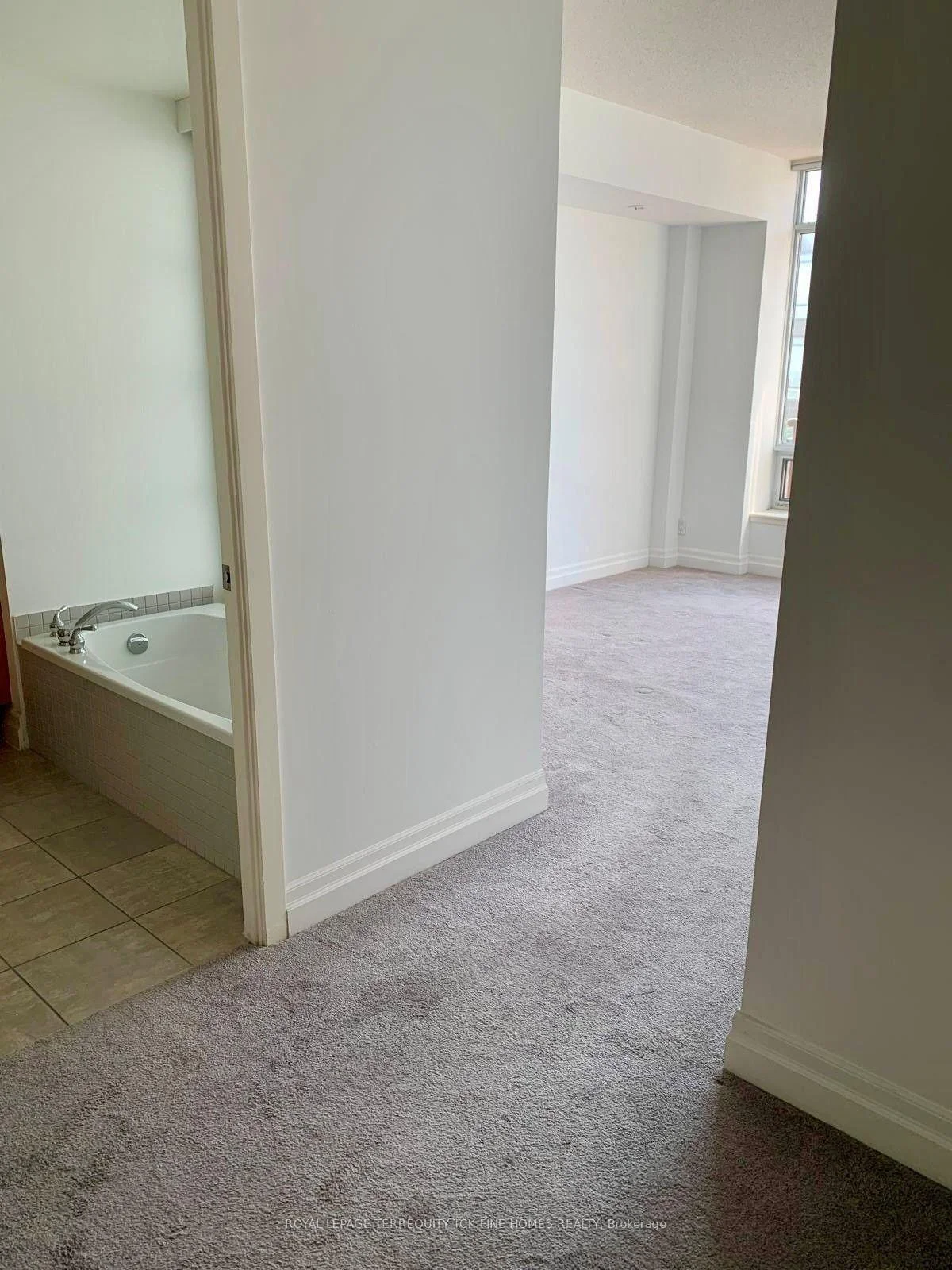 Photo 11 of Unit 1016, 500 Queens Quay W, Toronto, Waterfront Communities — HOMEH