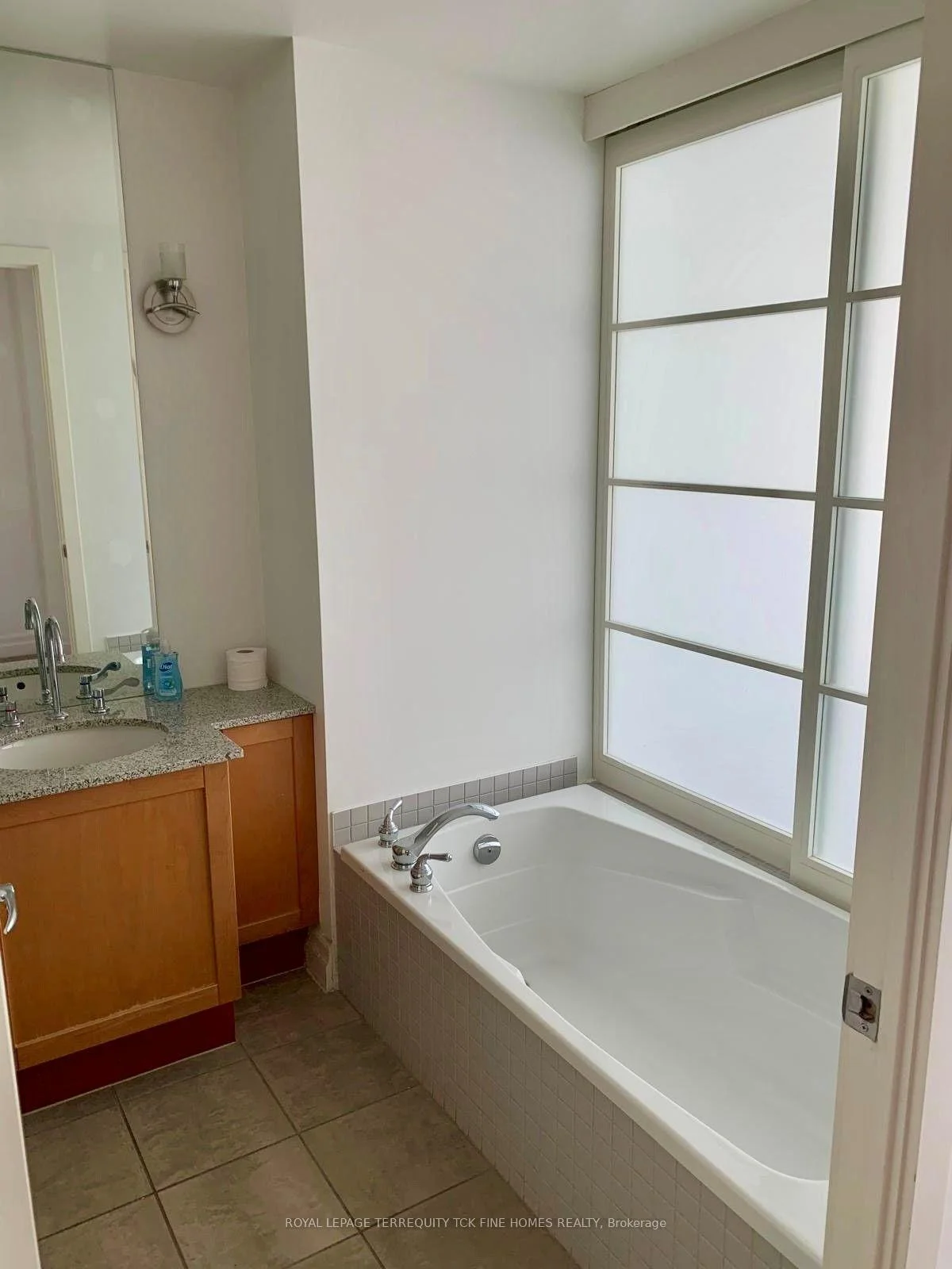 Photo 14 of Unit 1016, 500 Queens Quay W, Toronto, Waterfront Communities — HOMEH