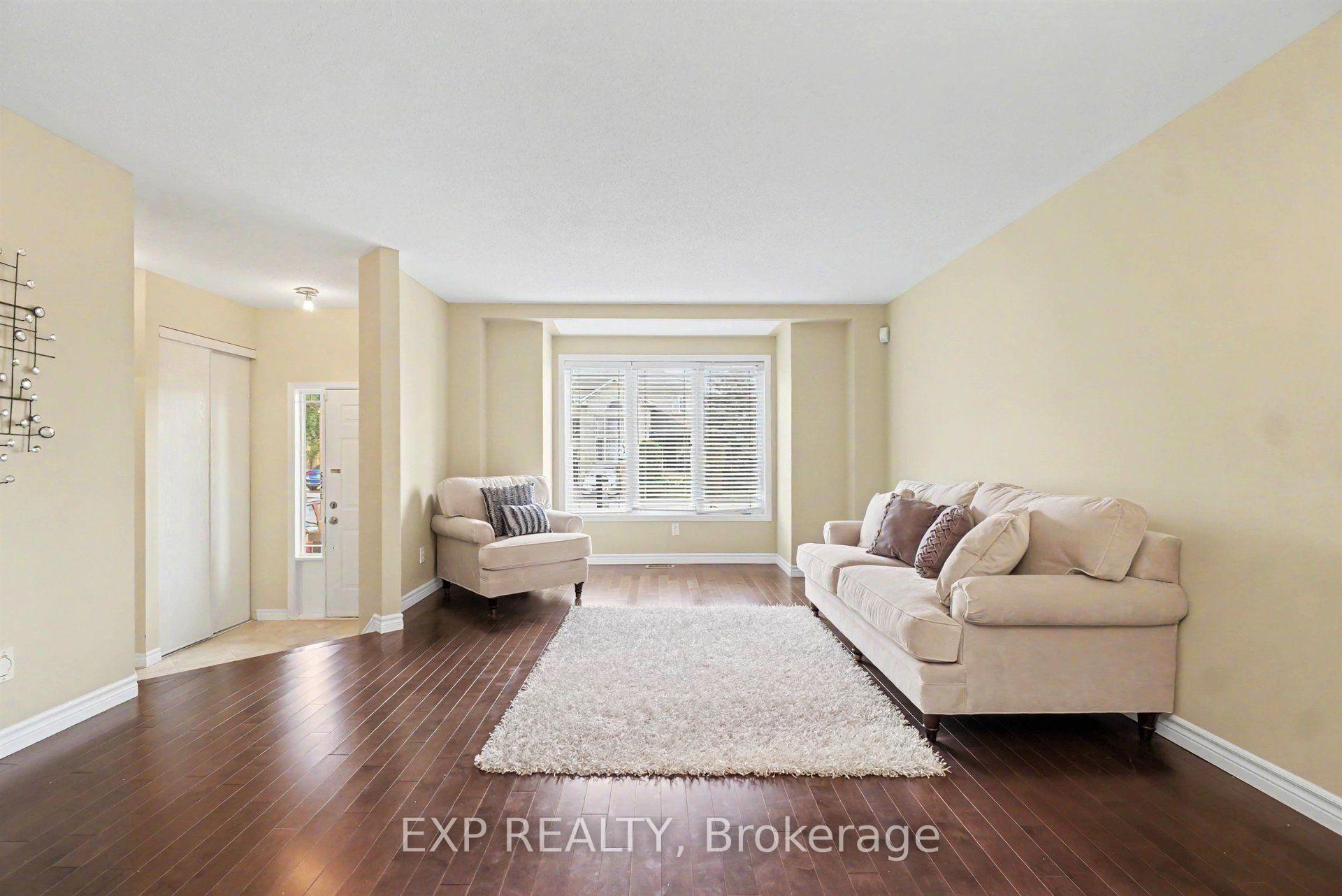 Photo 4 of 100 Rocky Hill Drive, Ottawa, Barrhaven - Strandherd — HOMEH