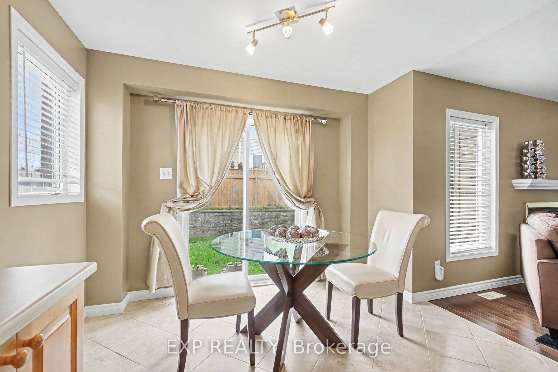 Photo 14 of 100 Rocky Hill Drive, Ottawa, Barrhaven - Strandherd — HOMEH