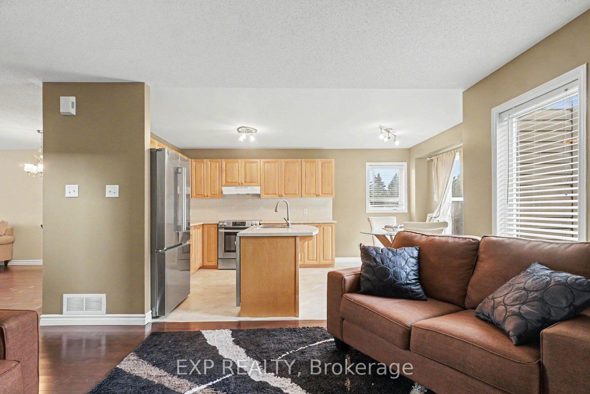 Photo 16 of 100 Rocky Hill Drive, Ottawa, Barrhaven - Strandherd — HOMEH