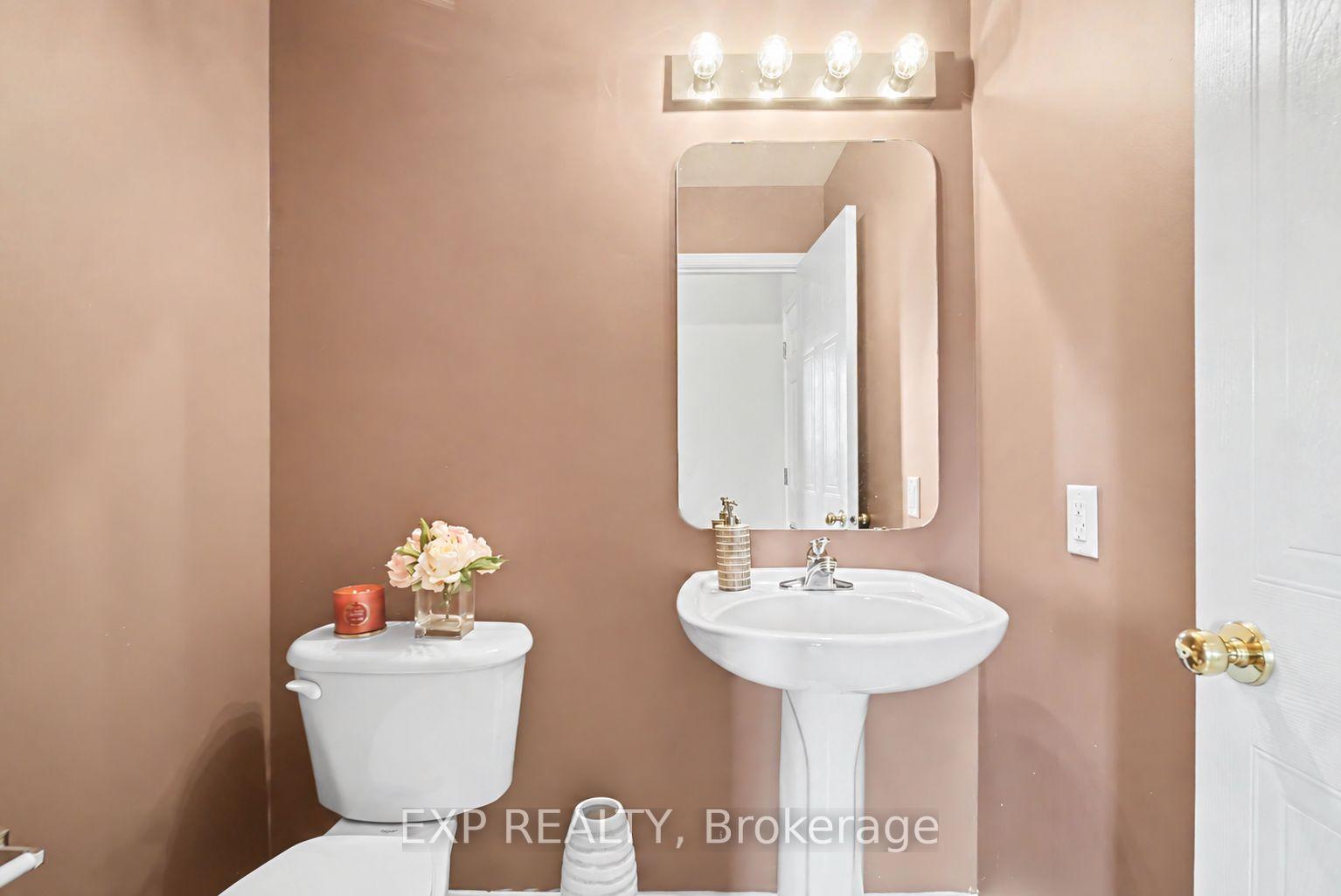 Photo 19 of 100 Rocky Hill Drive, Ottawa, Barrhaven - Strandherd — HOMEH