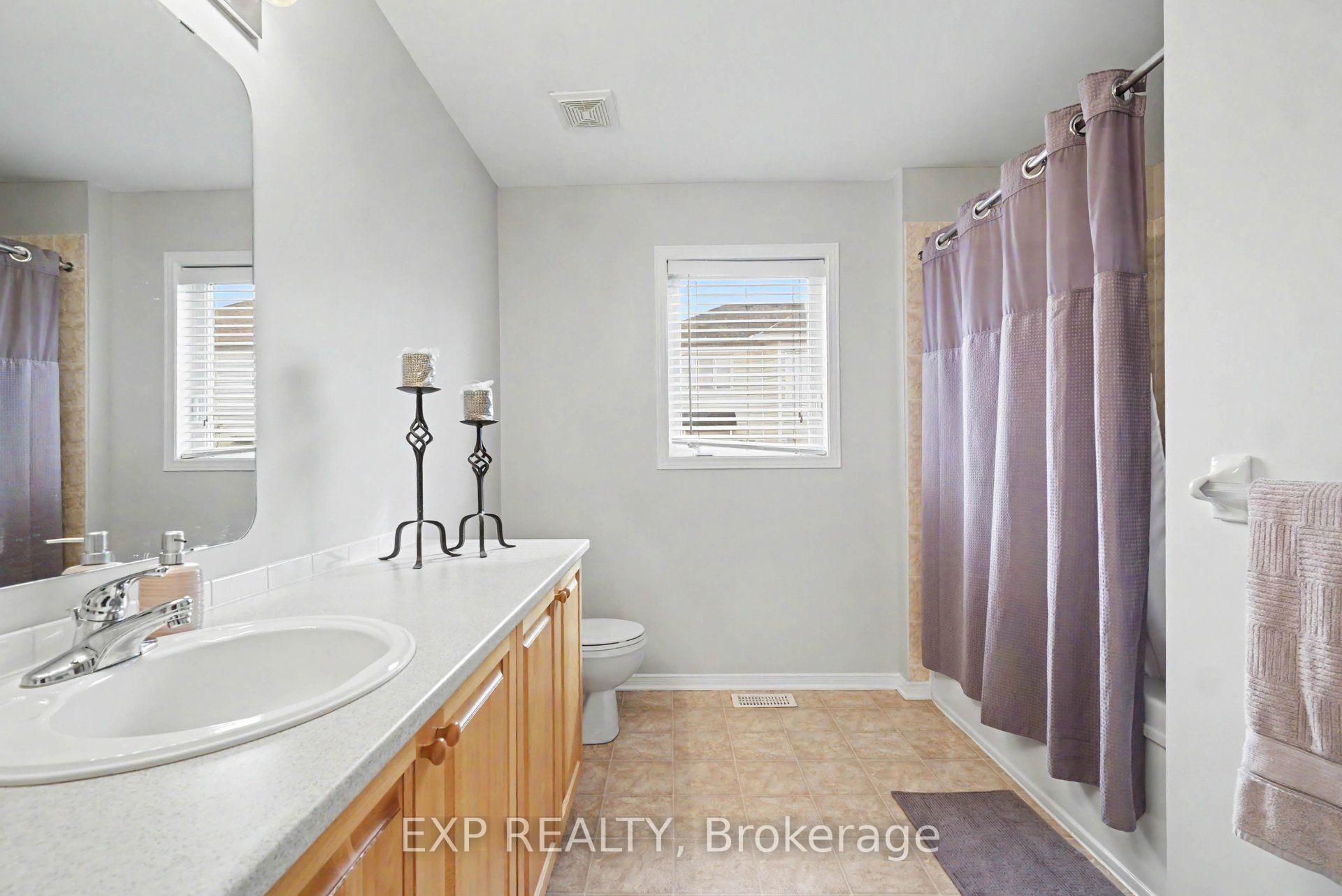 Photo 23 of 100 Rocky Hill Drive, Ottawa, Barrhaven - Strandherd — HOMEH
