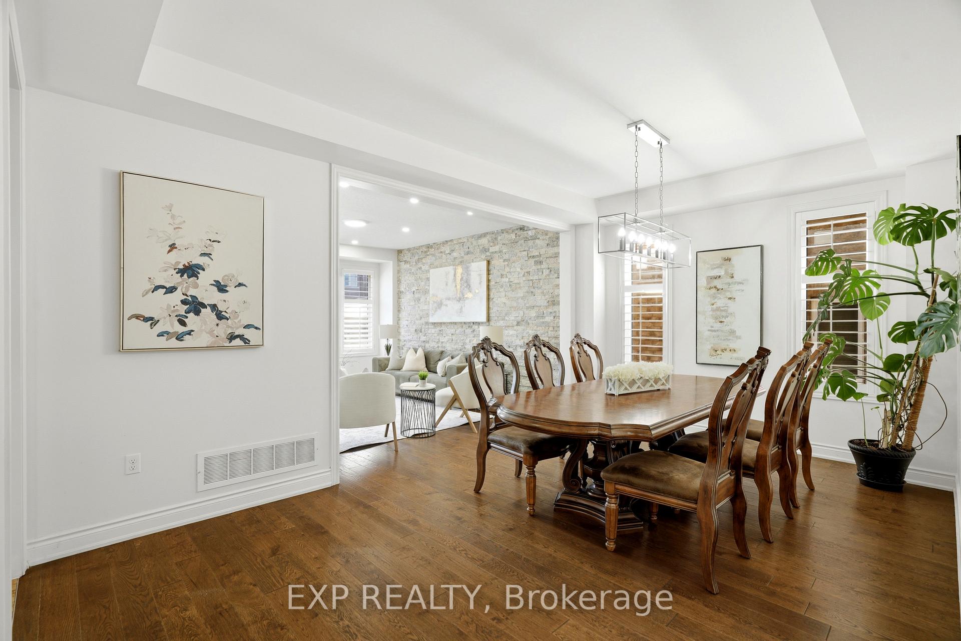 Photo 8 of 114 Chaumont Drive, Hamilton, Stoney Creek Mountain — HOMEH