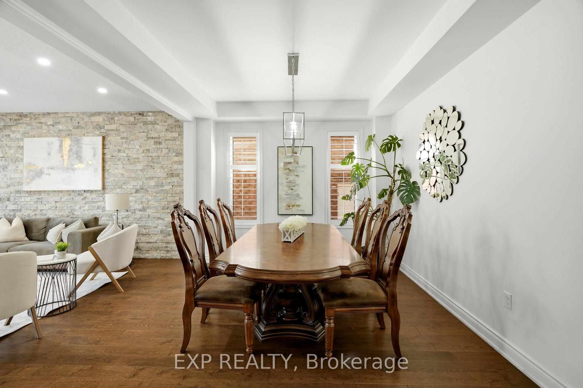 Photo 9 of 114 Chaumont Drive, Hamilton, Stoney Creek Mountain — HOMEH