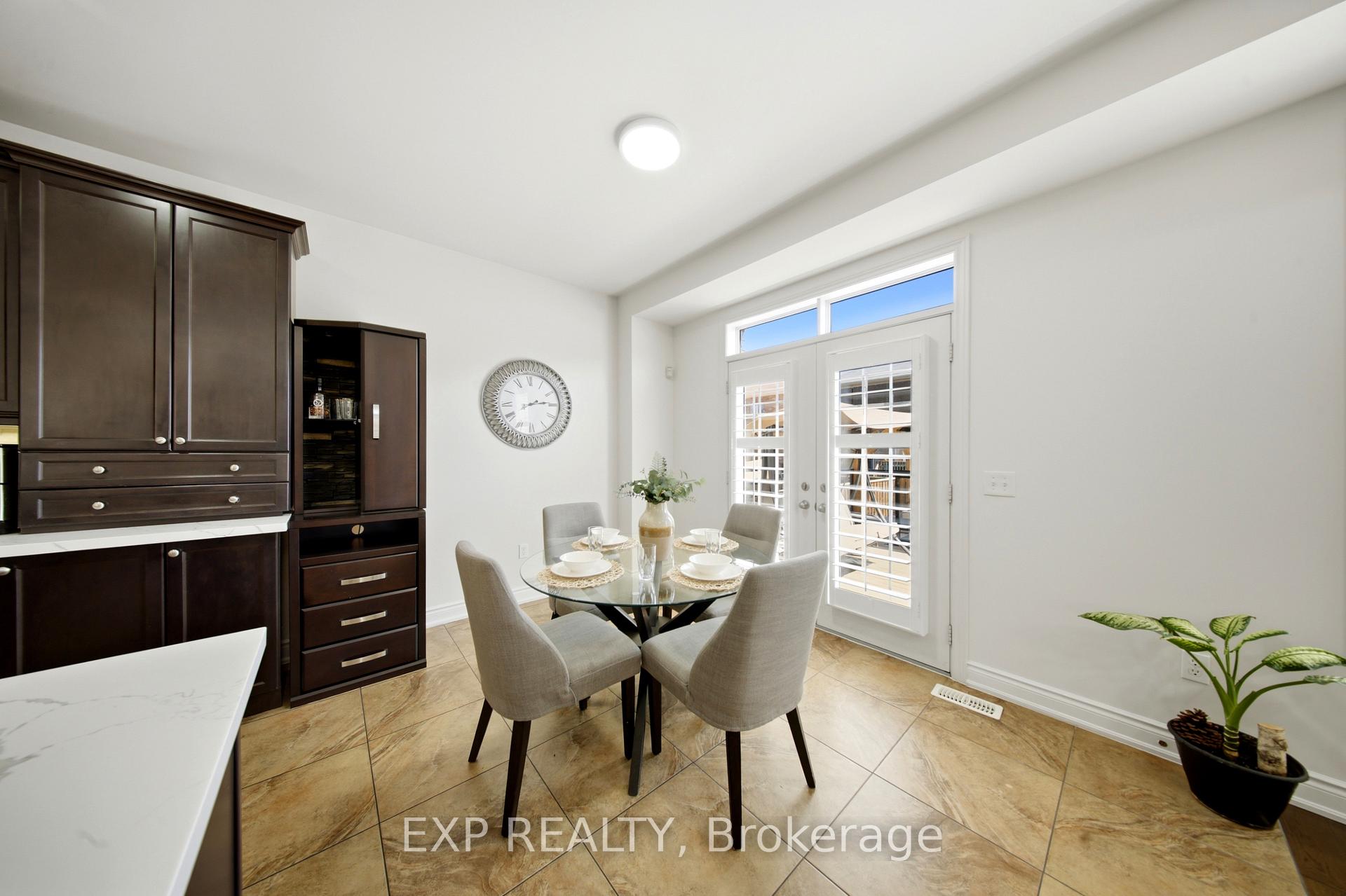 Photo 13 of 114 Chaumont Drive, Hamilton, Stoney Creek Mountain — HOMEH