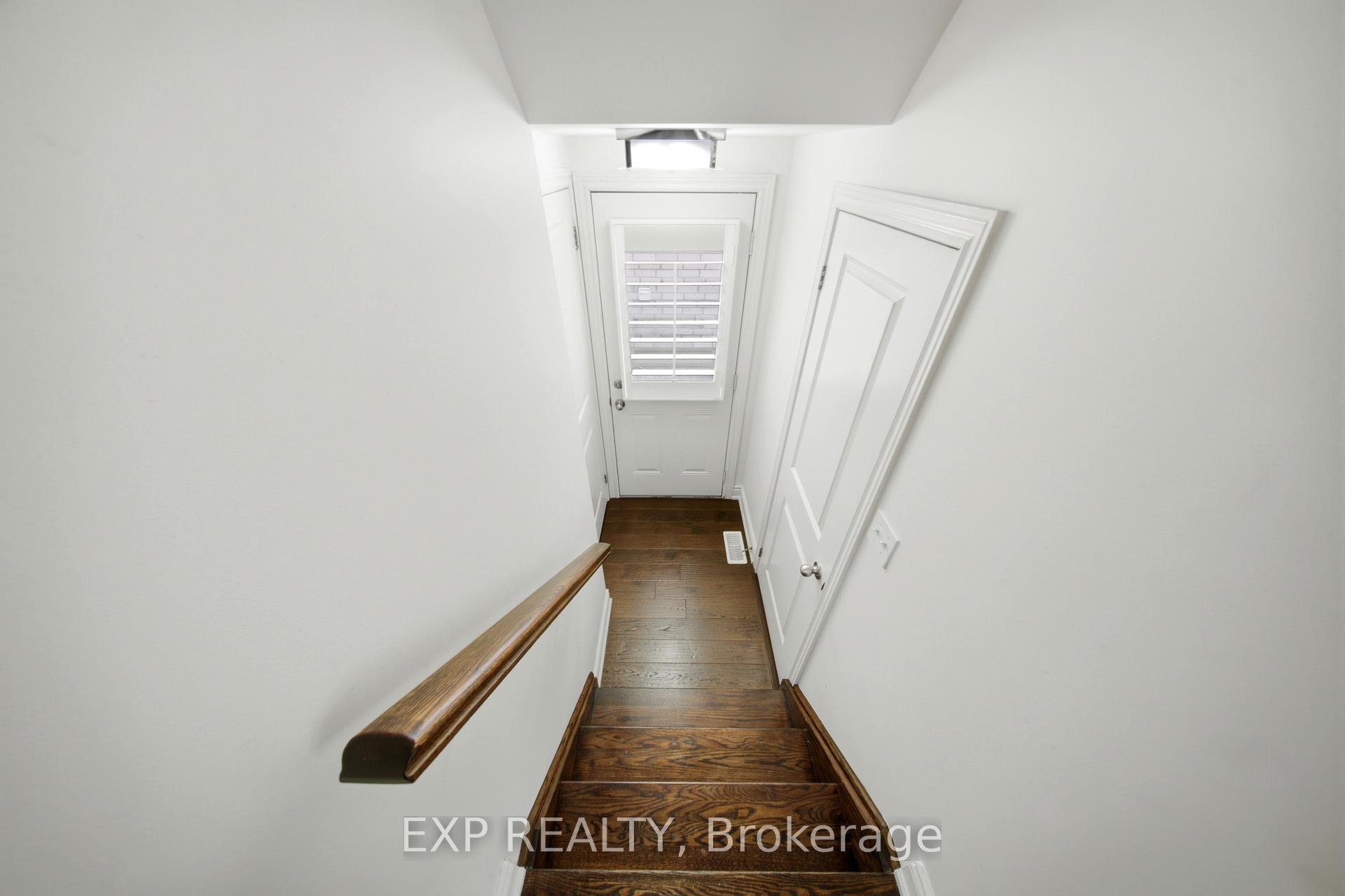 Photo 20 of 114 Chaumont Drive, Hamilton, Stoney Creek Mountain — HOMEH