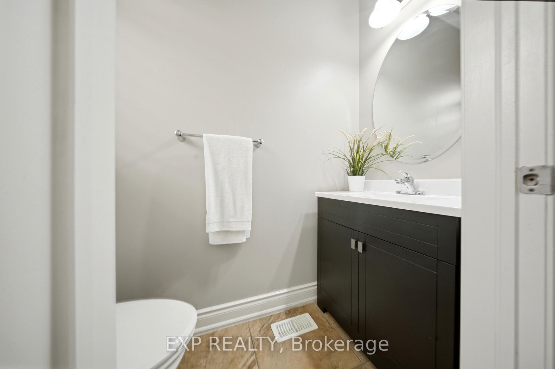 Photo 21 of 114 Chaumont Drive, Hamilton, Stoney Creek Mountain — HOMEH
