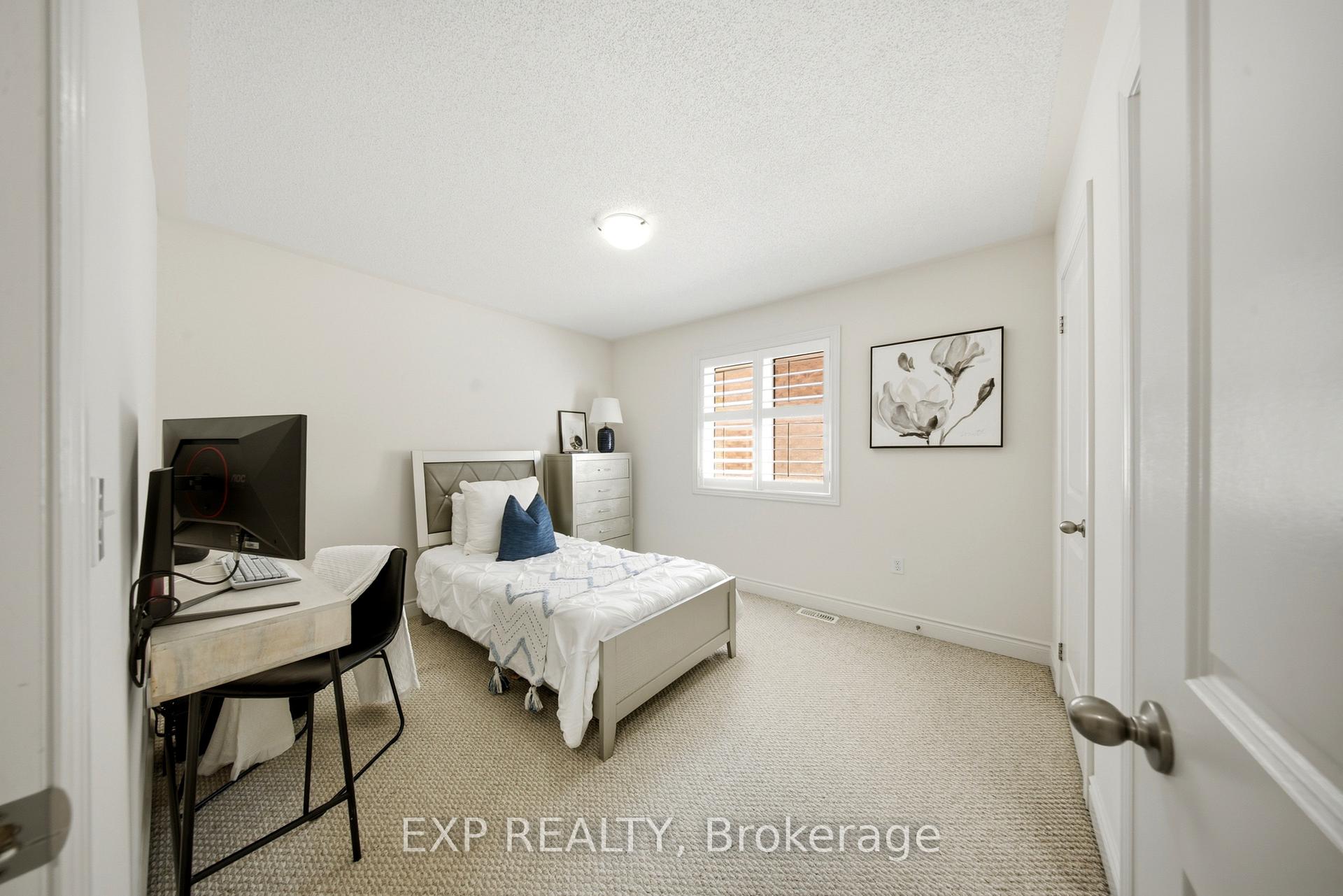 Photo 36 of 114 Chaumont Drive, Hamilton, Stoney Creek Mountain — HOMEH