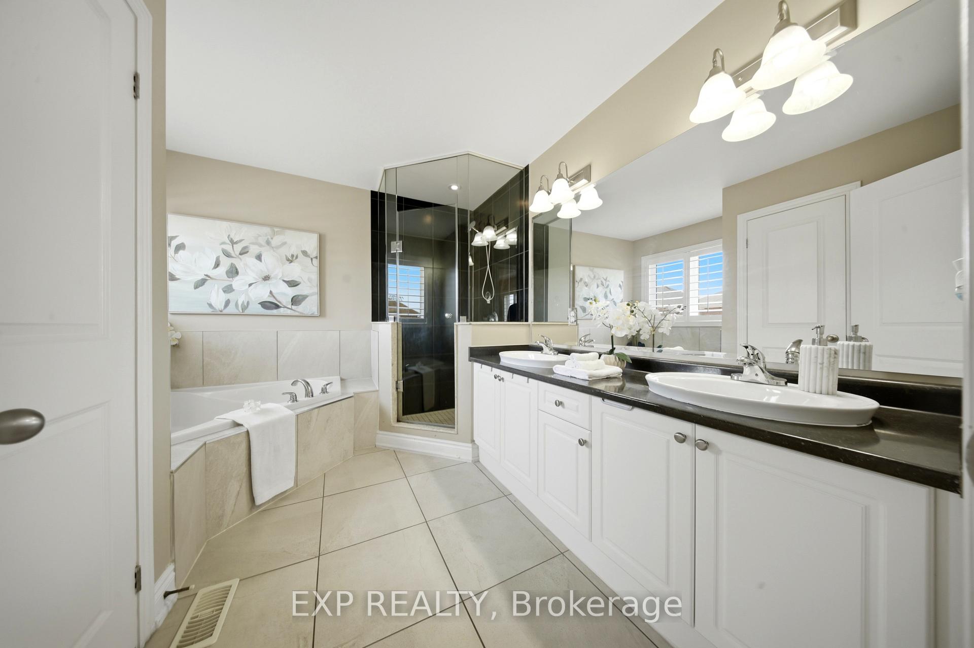Photo 42 of 114 Chaumont Drive, Hamilton, Stoney Creek Mountain — HOMEH