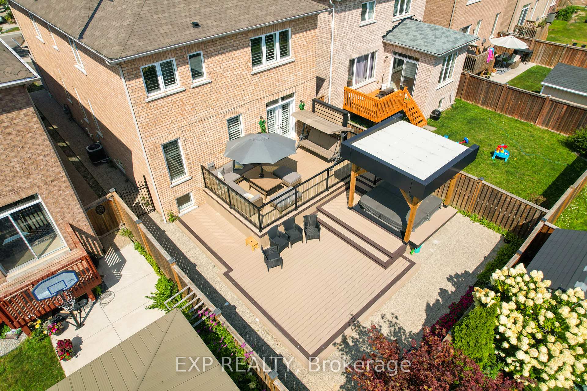 Photo 50 of 114 Chaumont Drive, Hamilton, Stoney Creek Mountain — HOMEH