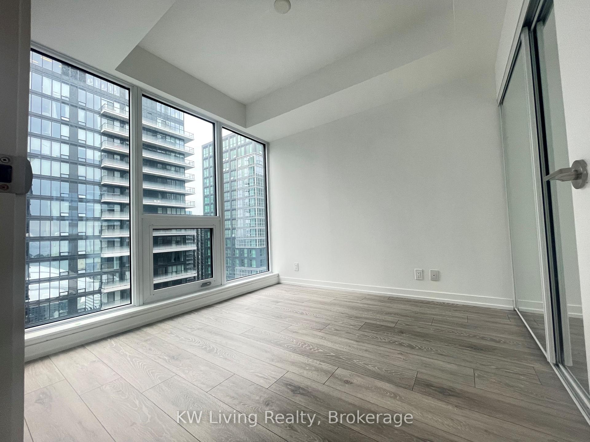 Photo 5 of Unit 4608, 55 Mercer Street, Toronto, Waterfront Communities — HOMEH