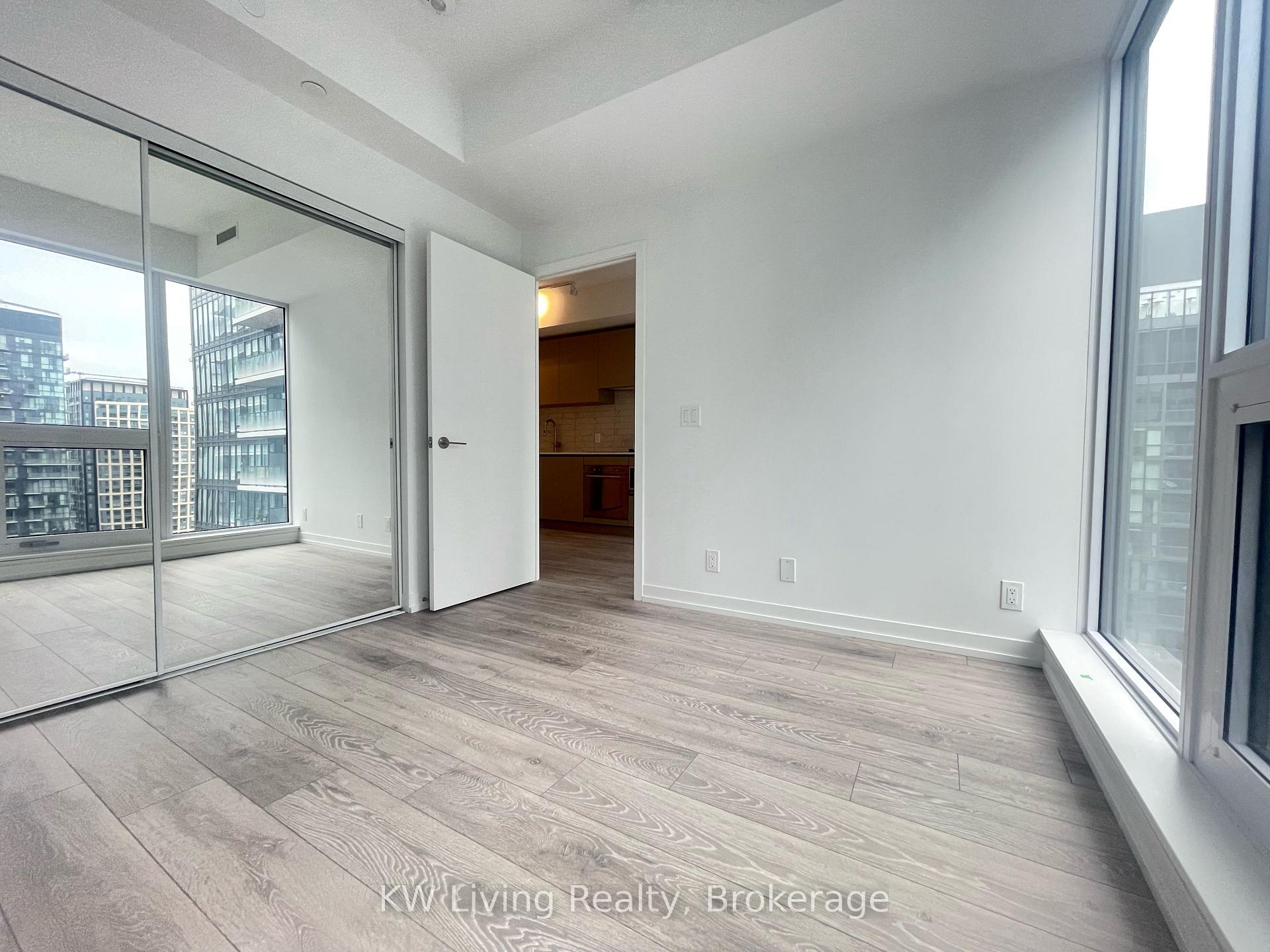 Photo 6 of Unit 4608, 55 Mercer Street, Toronto, Waterfront Communities — HOMEH
