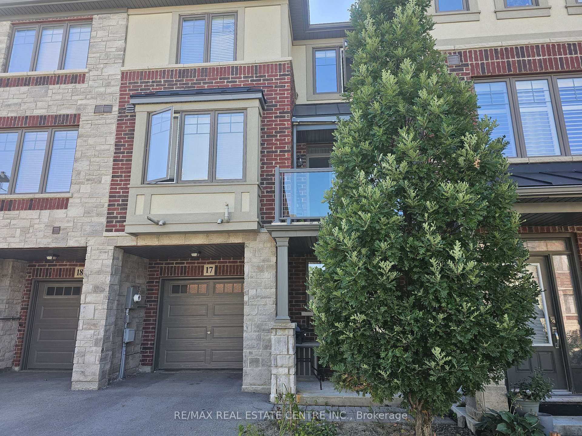 Photo 1 of Unit 17, 1169 Garner Road E, Hamilton, Ancaster — HOMEH