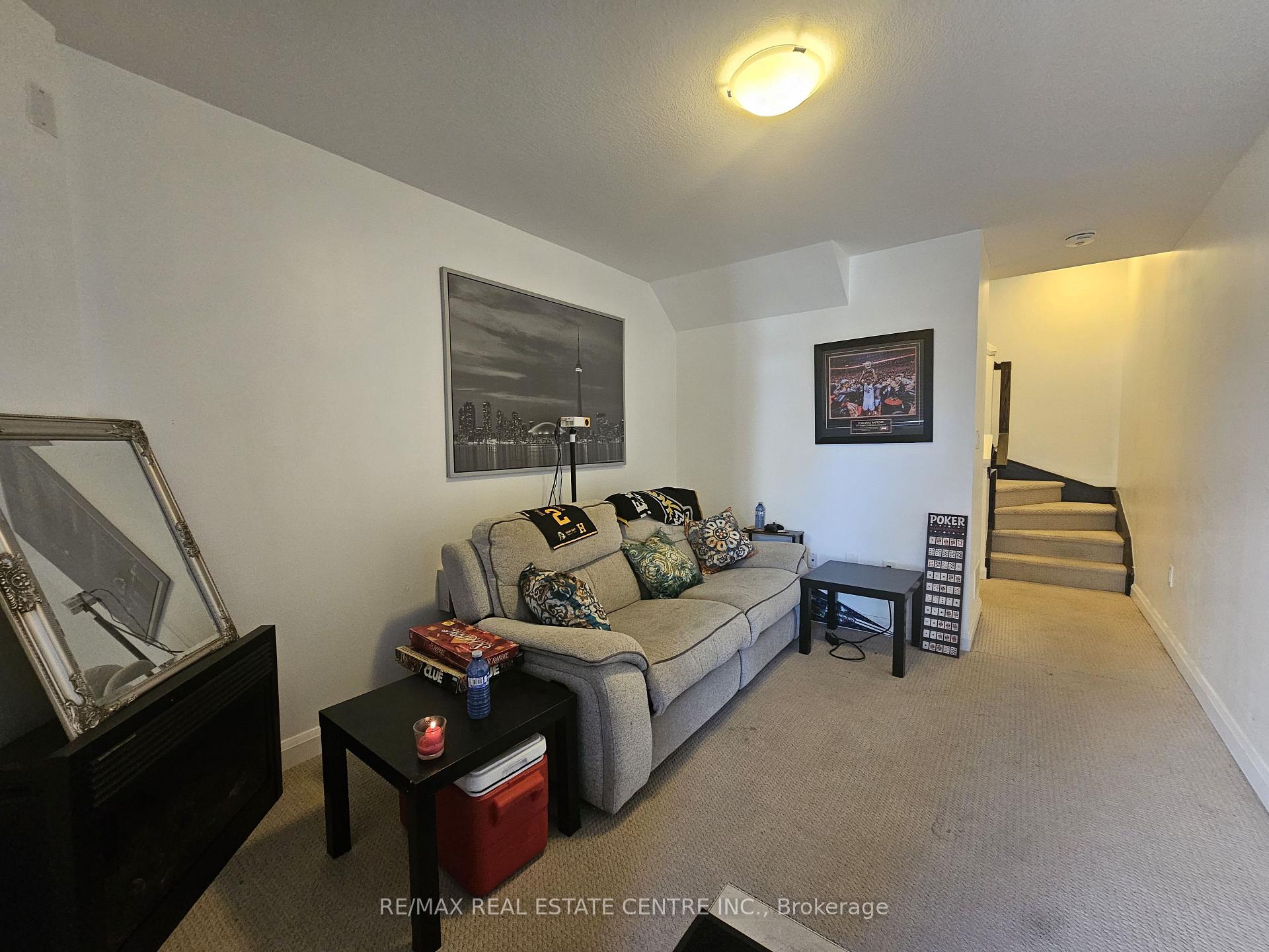 Photo 5 of Unit 17, 1169 Garner Road E, Hamilton, Ancaster — HOMEH