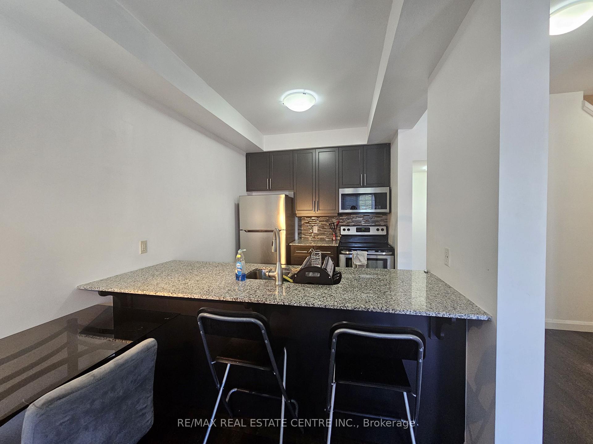 Photo 9 of Unit 17, 1169 Garner Road E, Hamilton, Ancaster — HOMEH