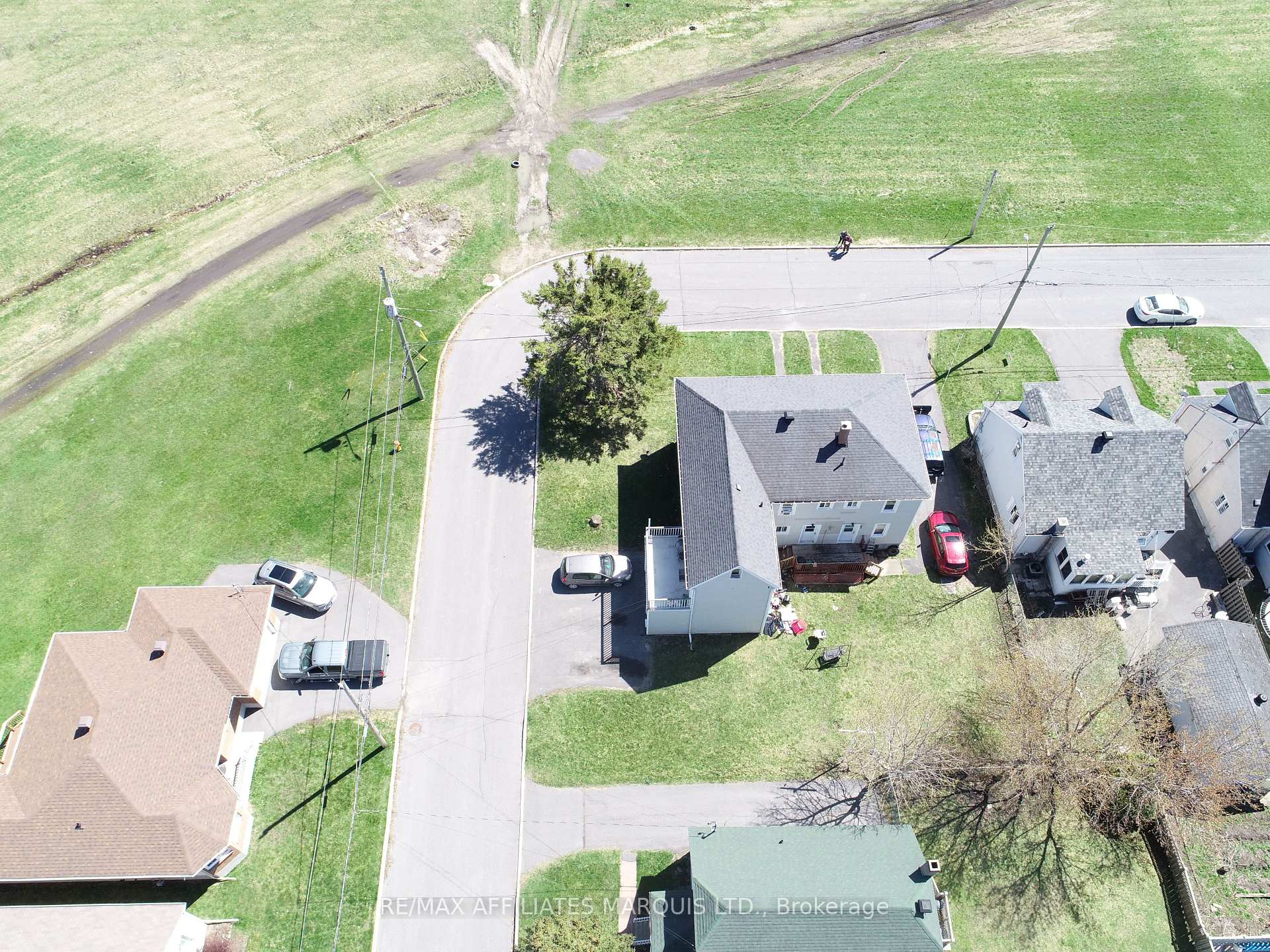 Photo 8 of 141 Cornwallis Avenue, Cornwall — HOMEH